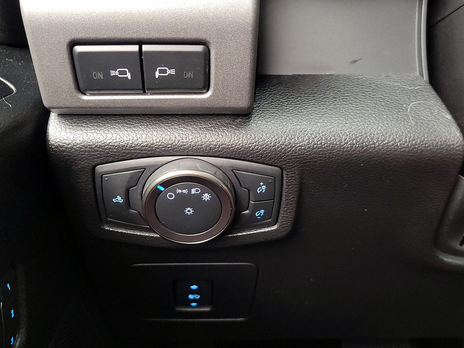 Thumbnail: 2018 Ford F-150 - 13