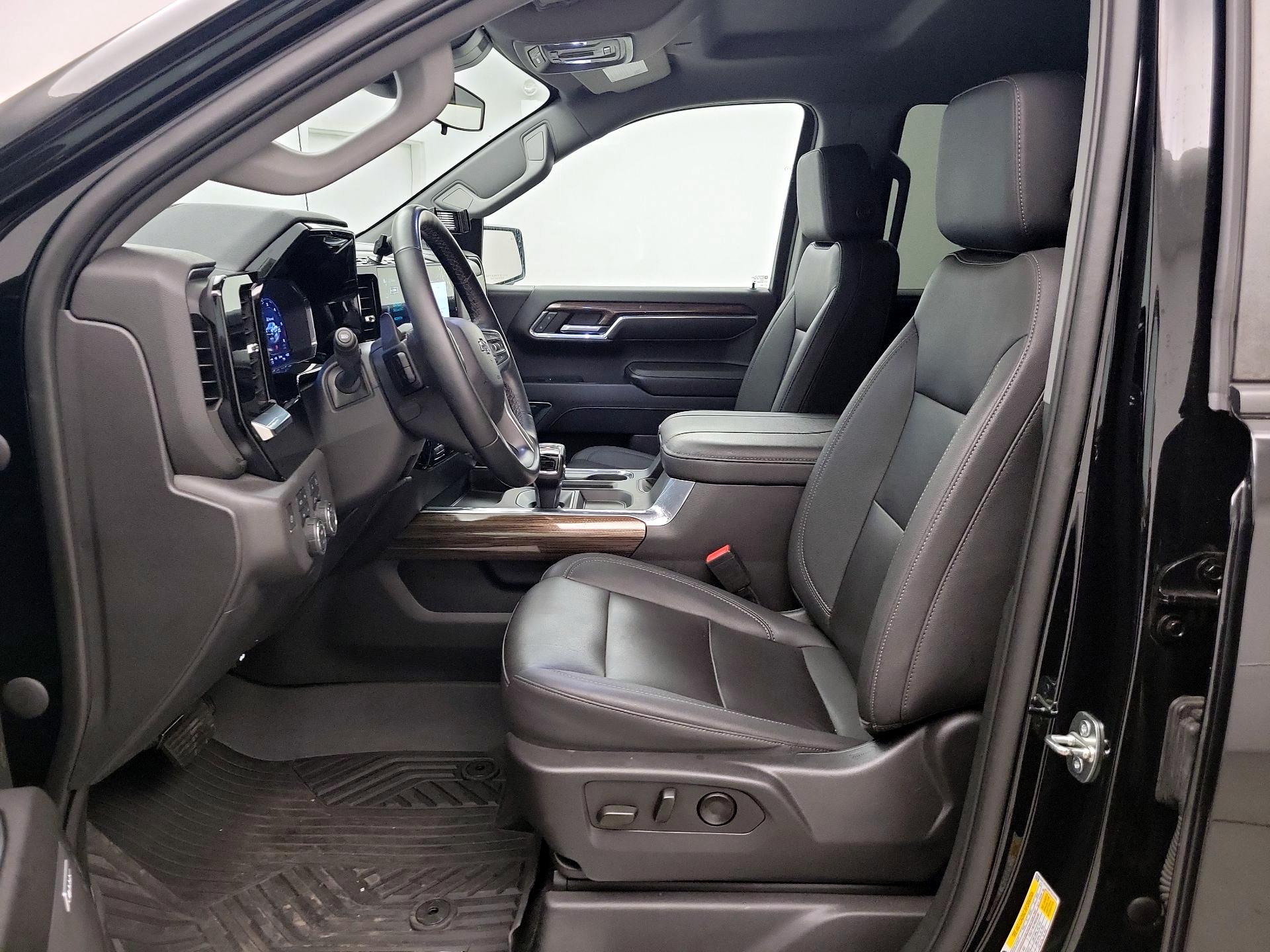 Thumbnail: 2023 Chevrolet Silverado 1500 - 11