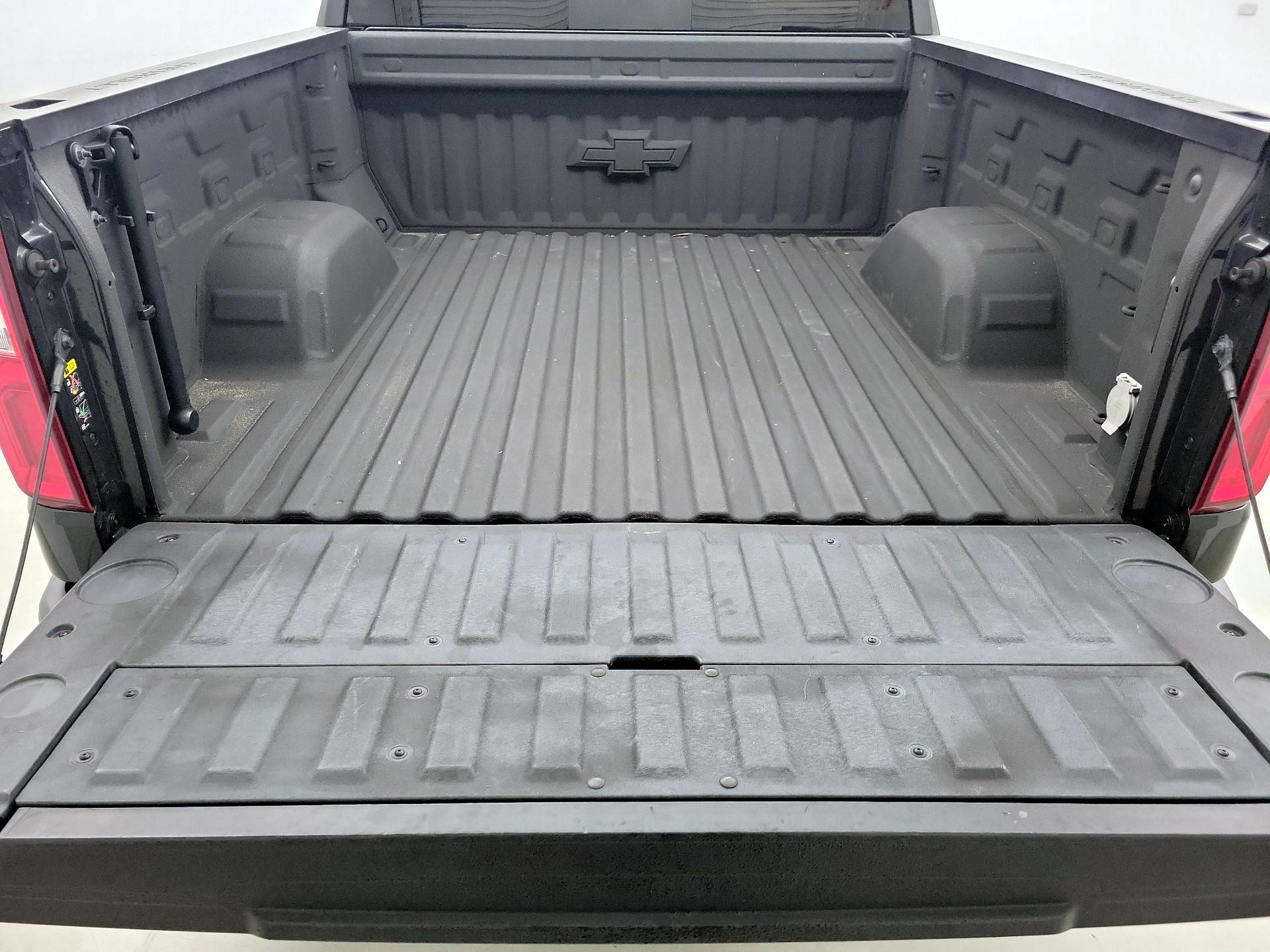 Thumbnail: 2023 Chevrolet Silverado 1500 - 20