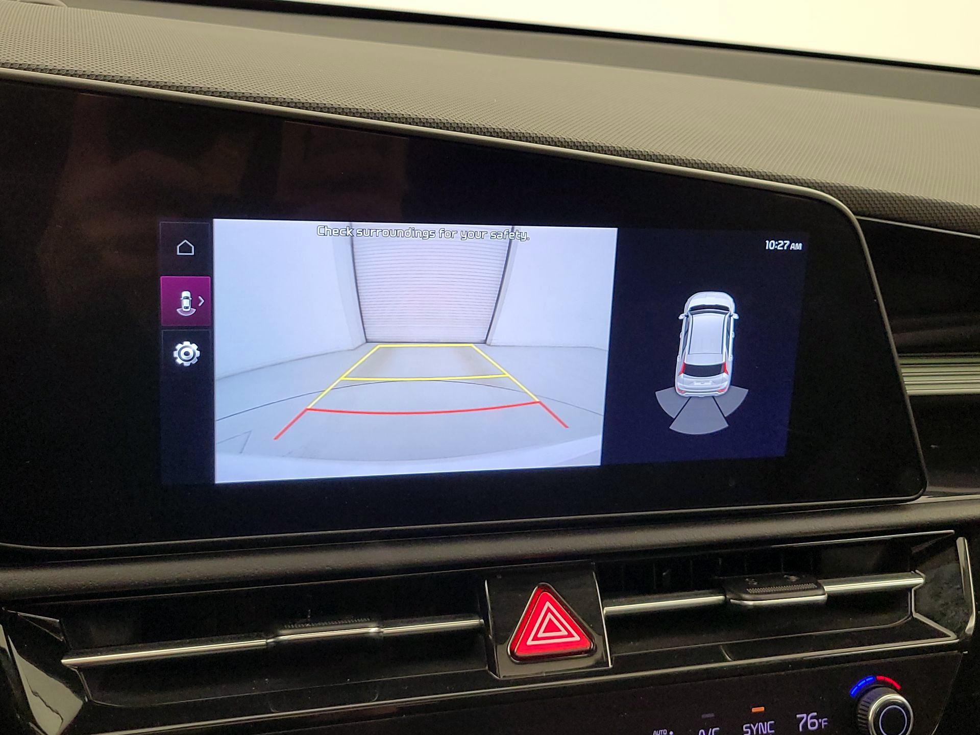 Thumbnail: 2023 Kia Niro - 15