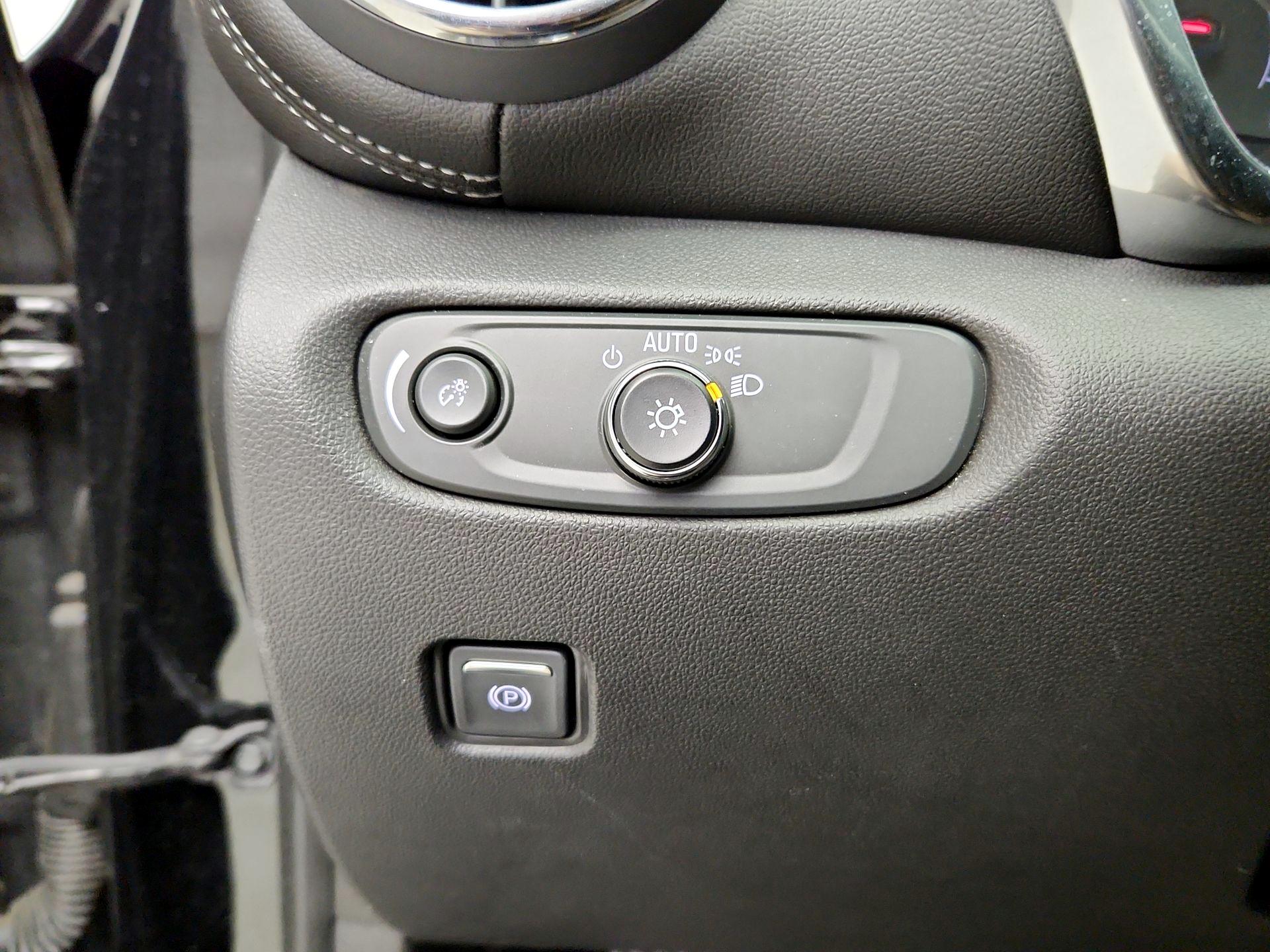 Thumbnail: 2023 Chevrolet Blazer - 13