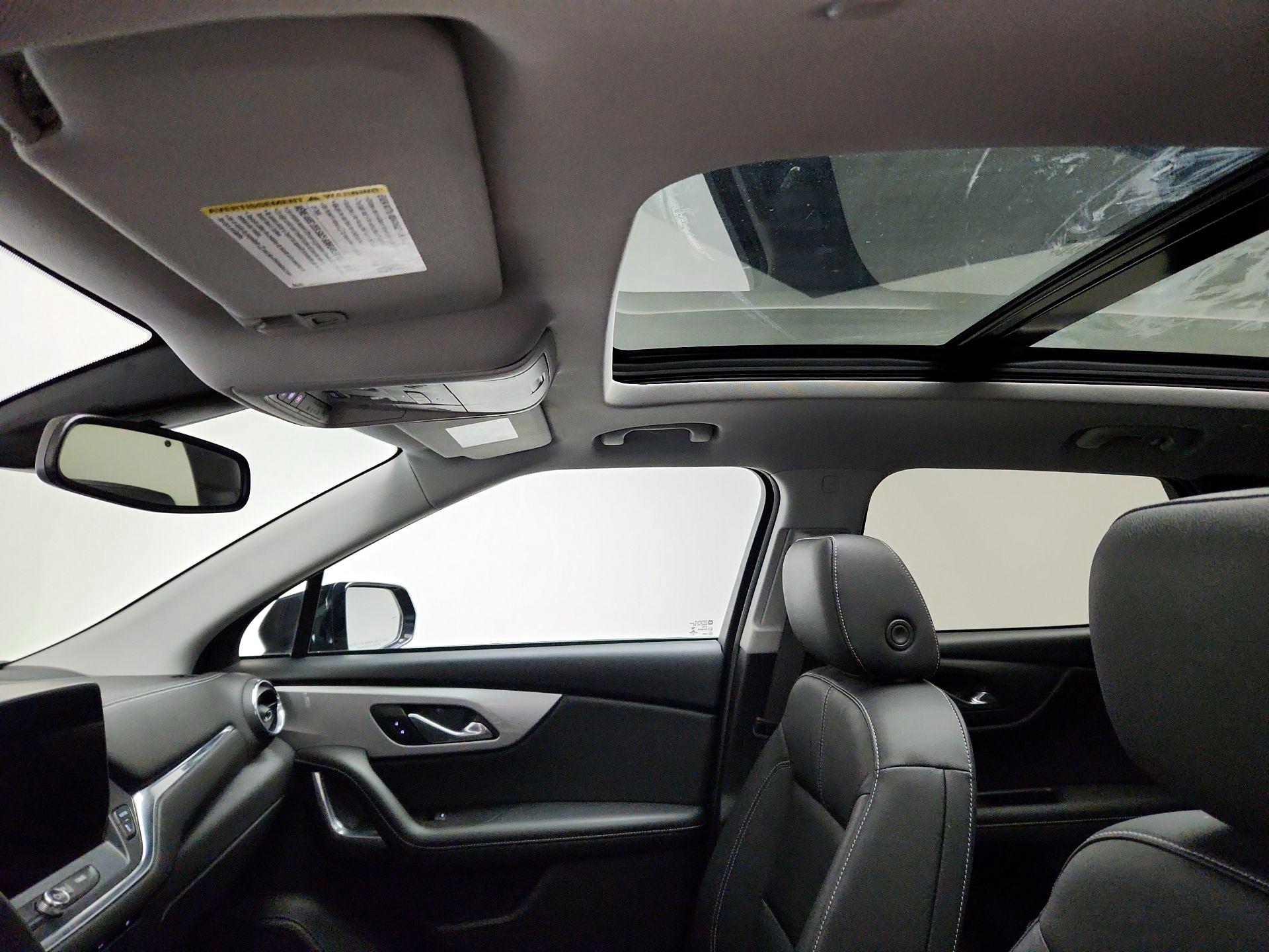 Thumbnail: 2023 Chevrolet Blazer - 19