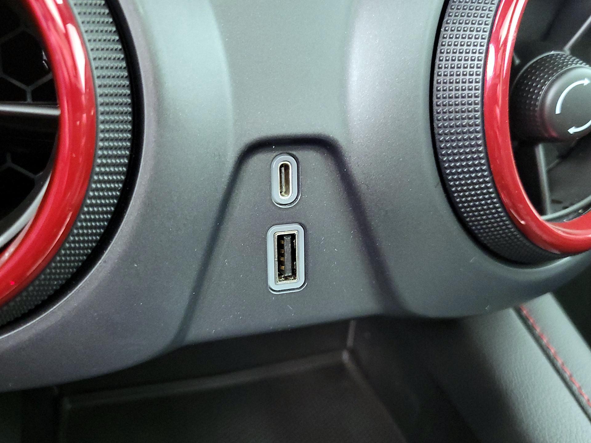 Thumbnail: 2022 Chevrolet Blazer - 18