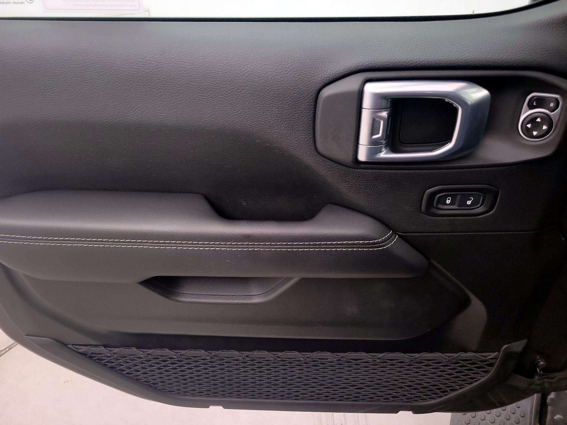 Thumbnail: 2021 Jeep Wrangler - 12