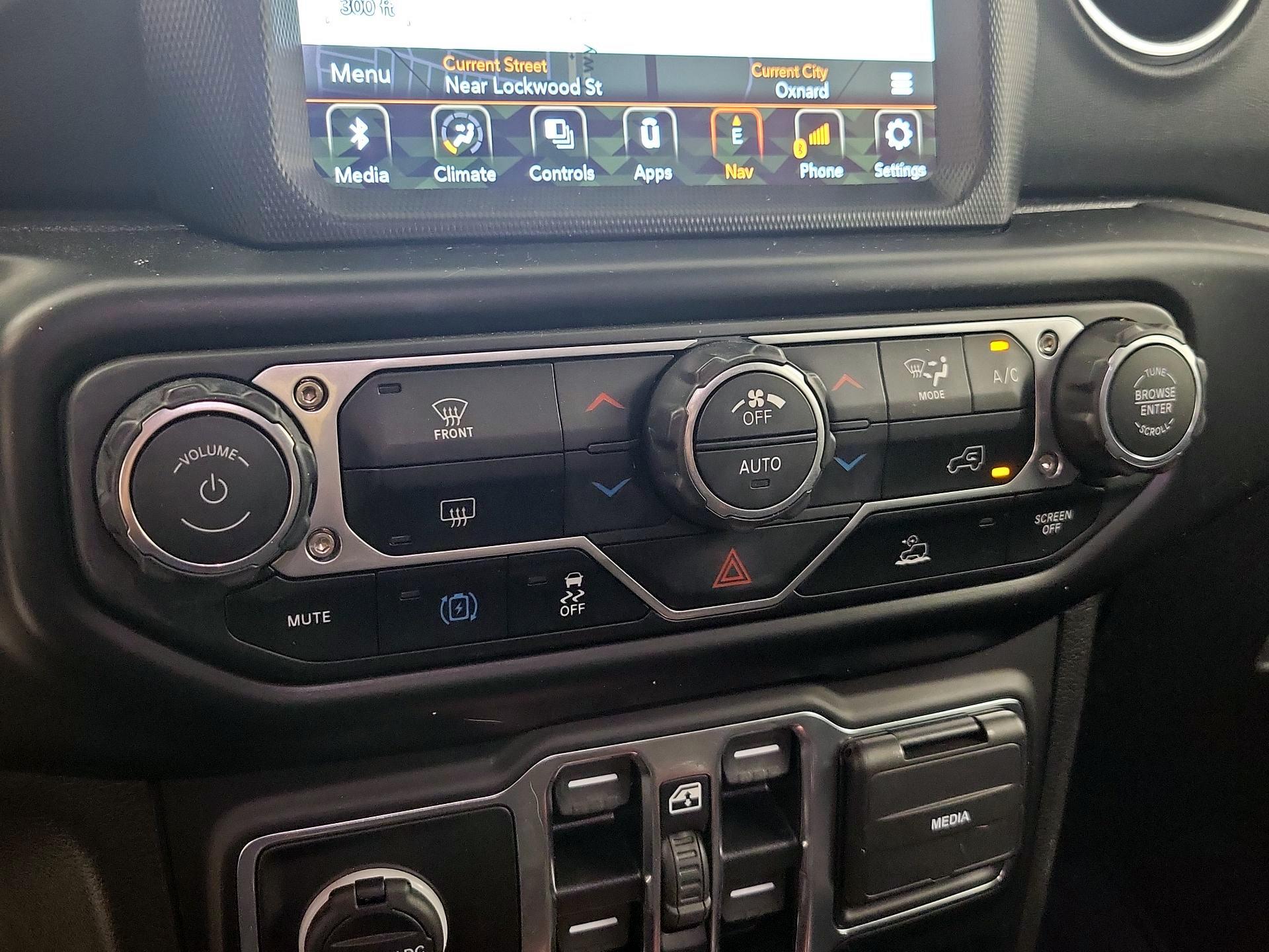 Thumbnail: 2021 Jeep Wrangler - 17