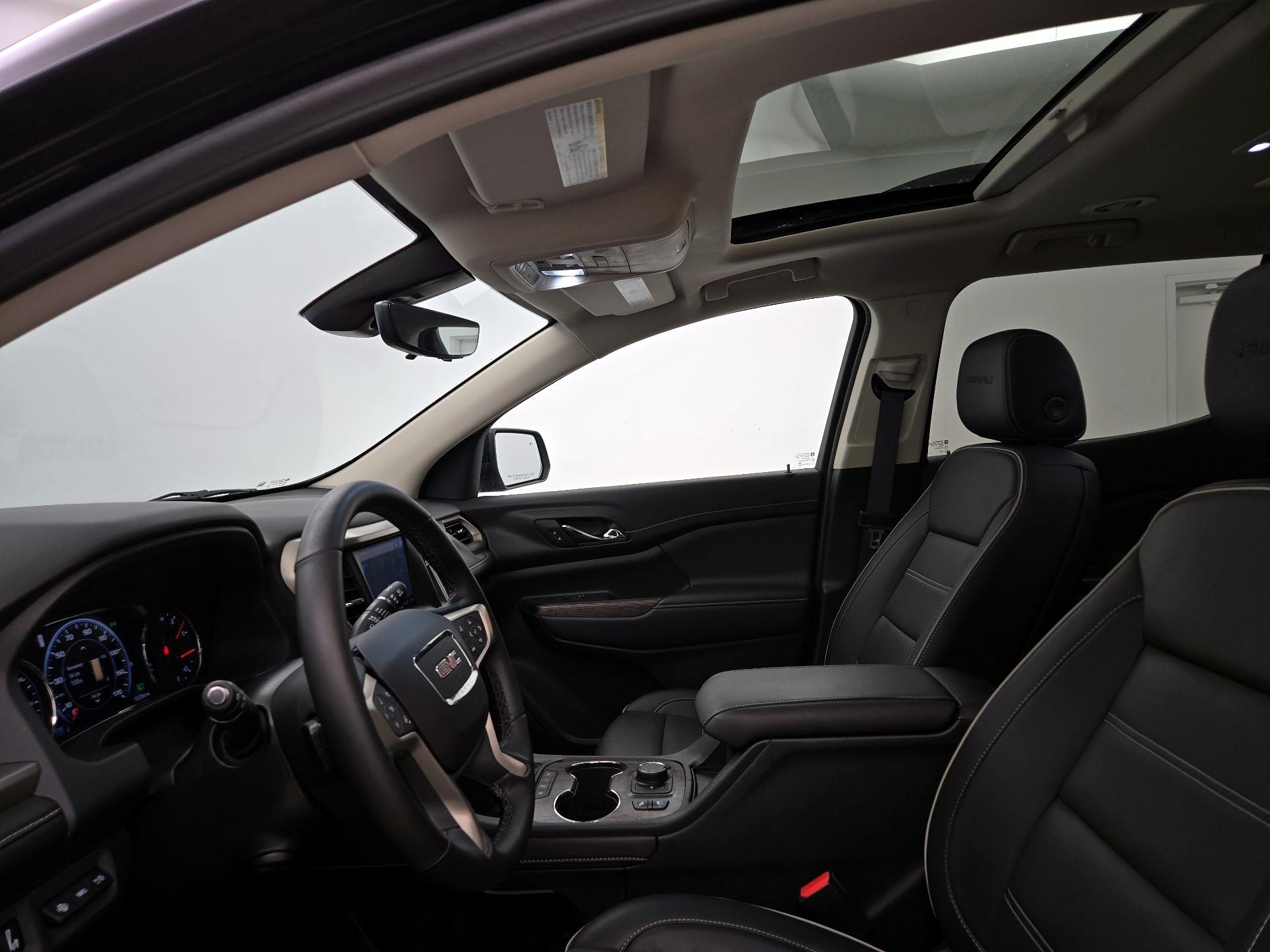 Thumbnail: 2023 GMC Acadia - 20