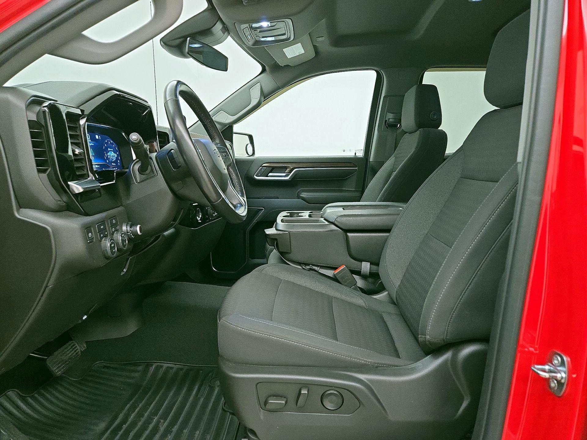 Thumbnail: 2022 Chevrolet Silverado 1500 - 11