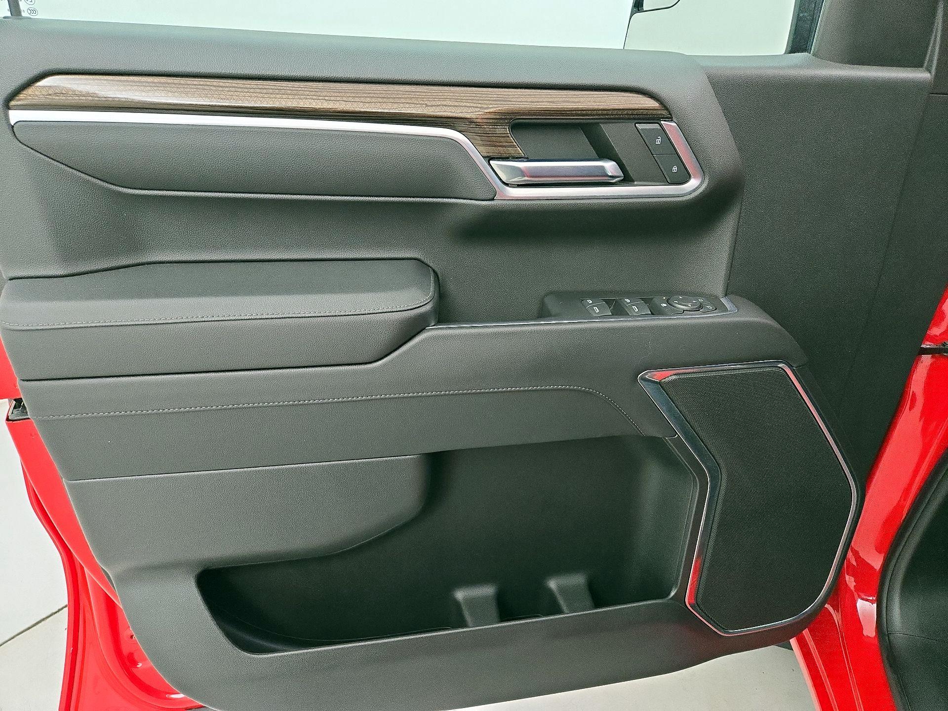 Thumbnail: 2022 Chevrolet Silverado 1500 - 12