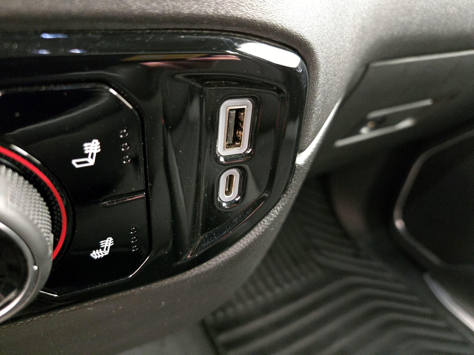 Thumbnail: 2022 Chevrolet Silverado 1500 - 18