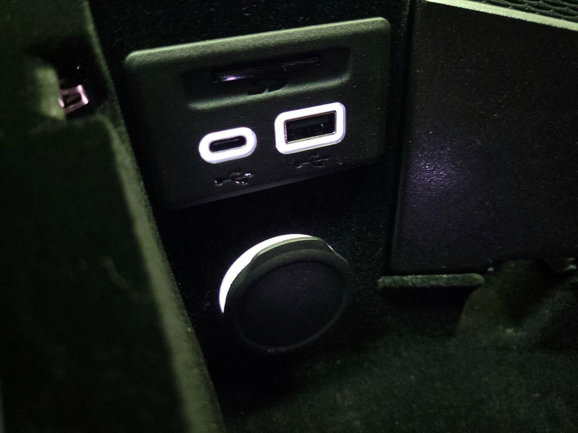 Thumbnail: 2023 Cadillac CT5 - 17