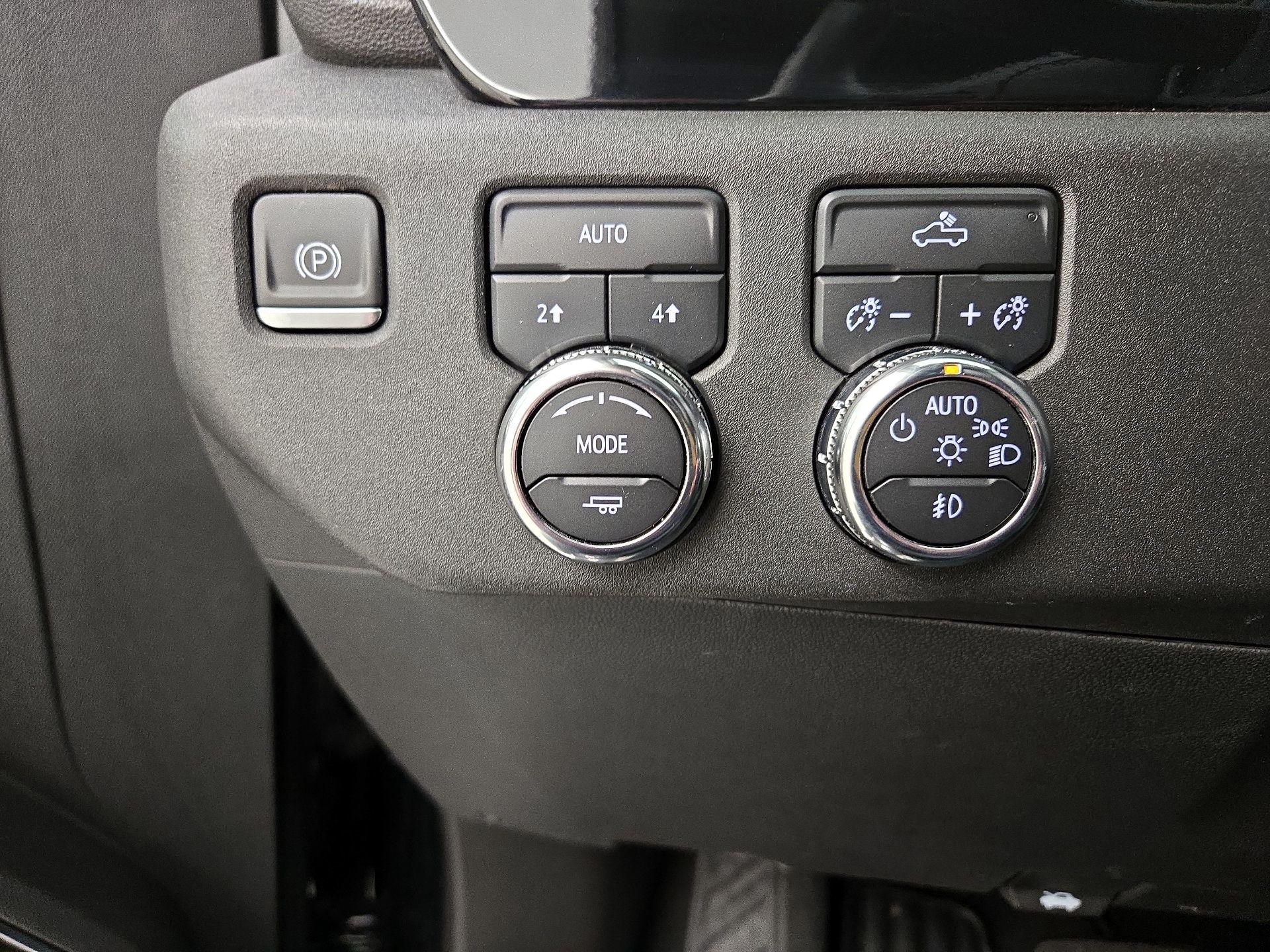 Thumbnail: 2023 GMC Sierra 1500 - 13