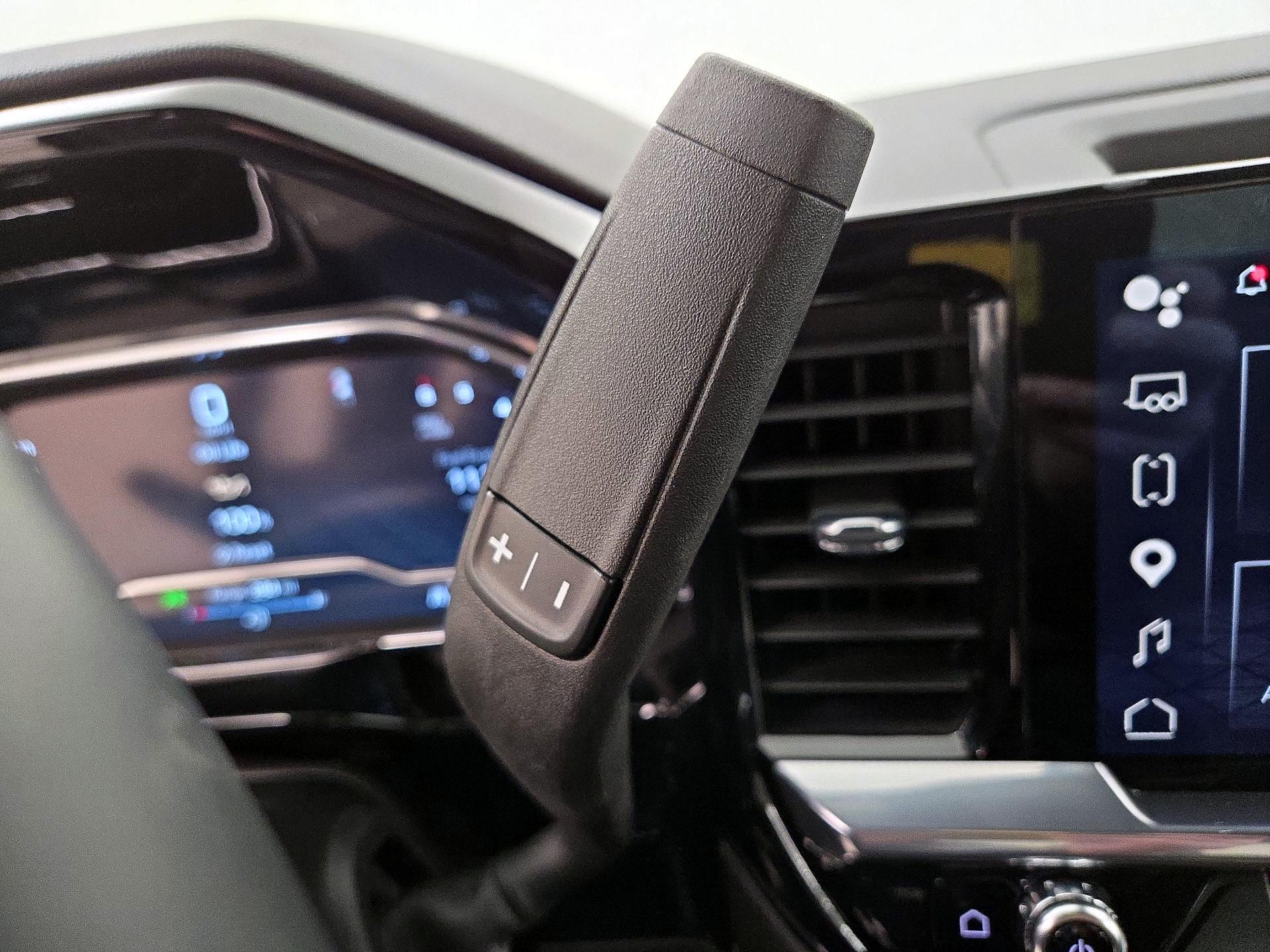 Thumbnail: 2023 GMC Sierra 1500 - 18