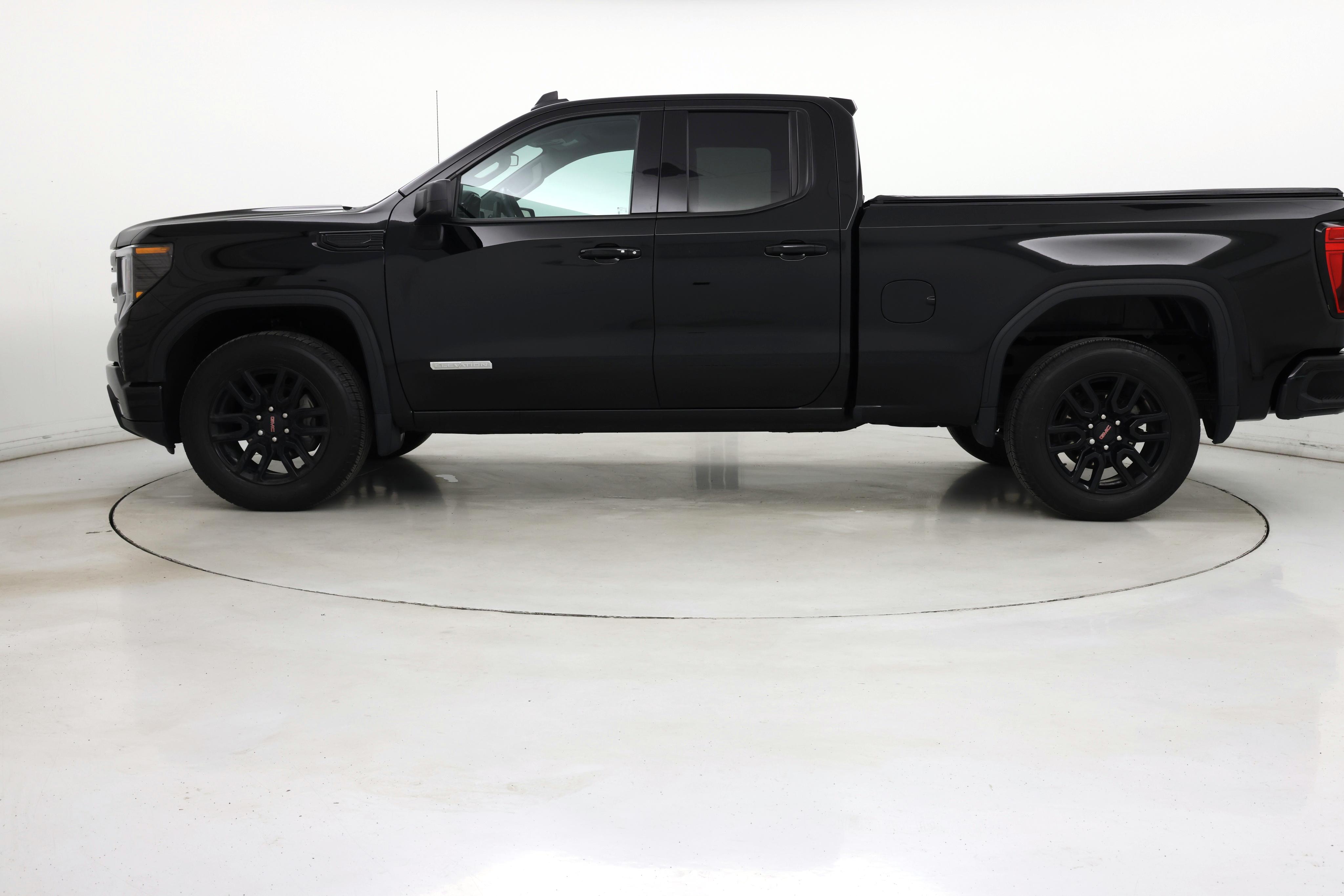 Thumbnail: 2023 GMC Sierra 1500 - 3