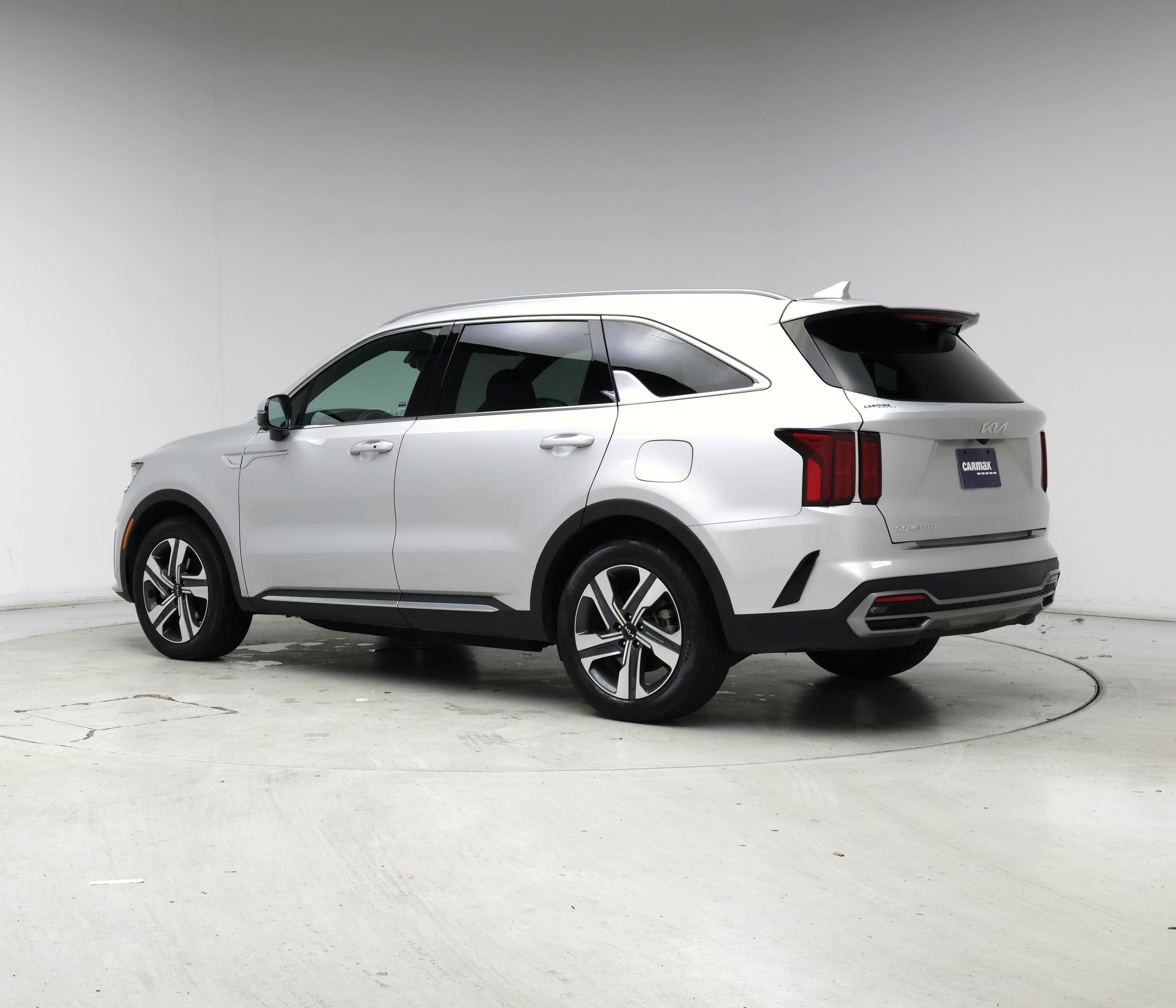 Thumbnail: 2023 Kia Sorento - 2