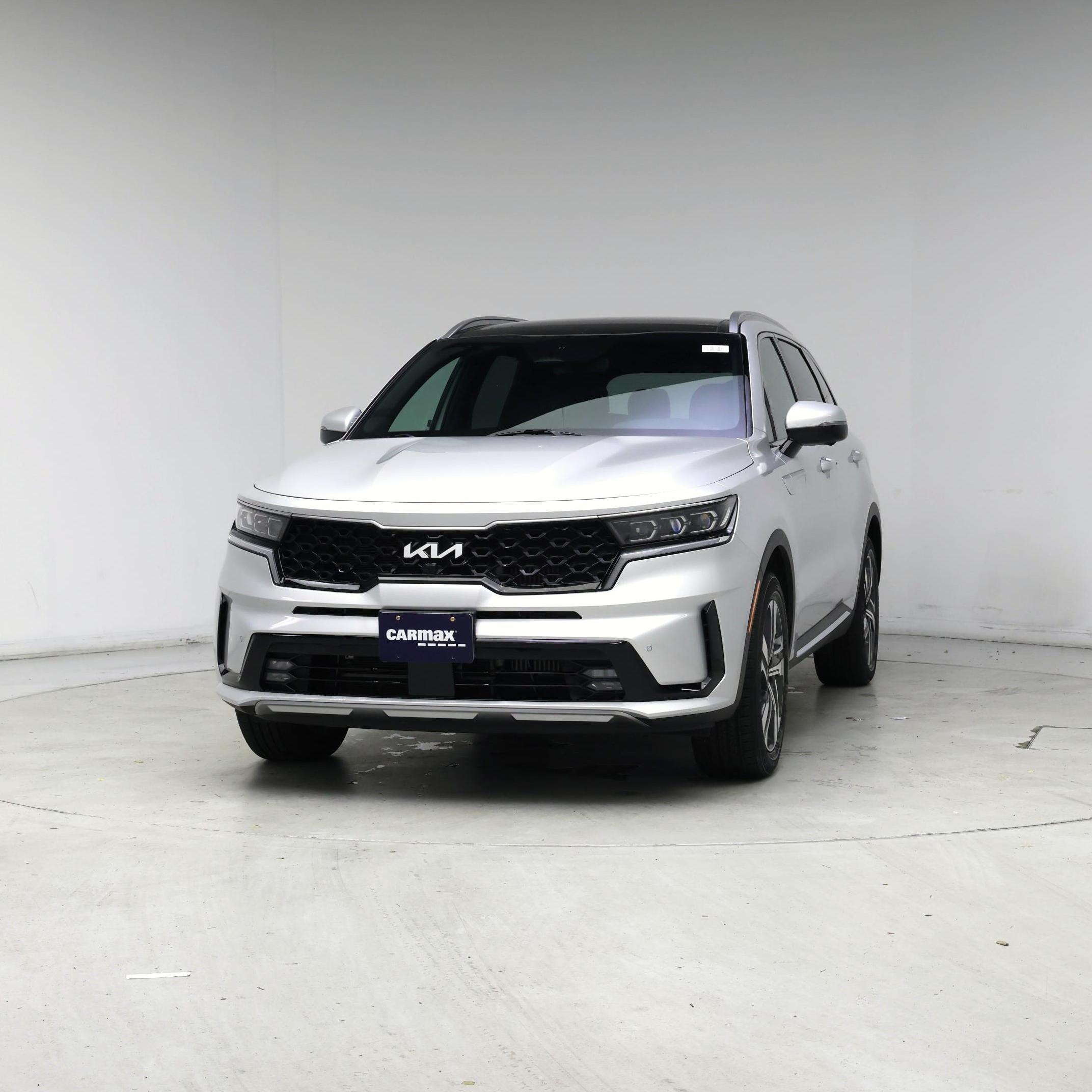 Thumbnail: 2023 Kia Sorento - 4