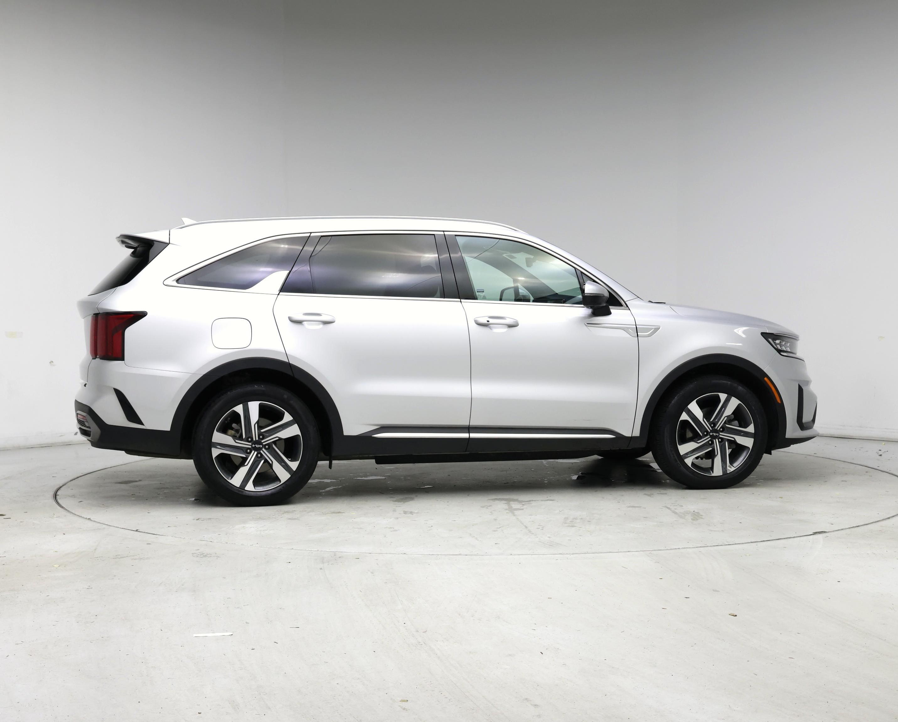 Thumbnail: 2023 Kia Sorento - 7