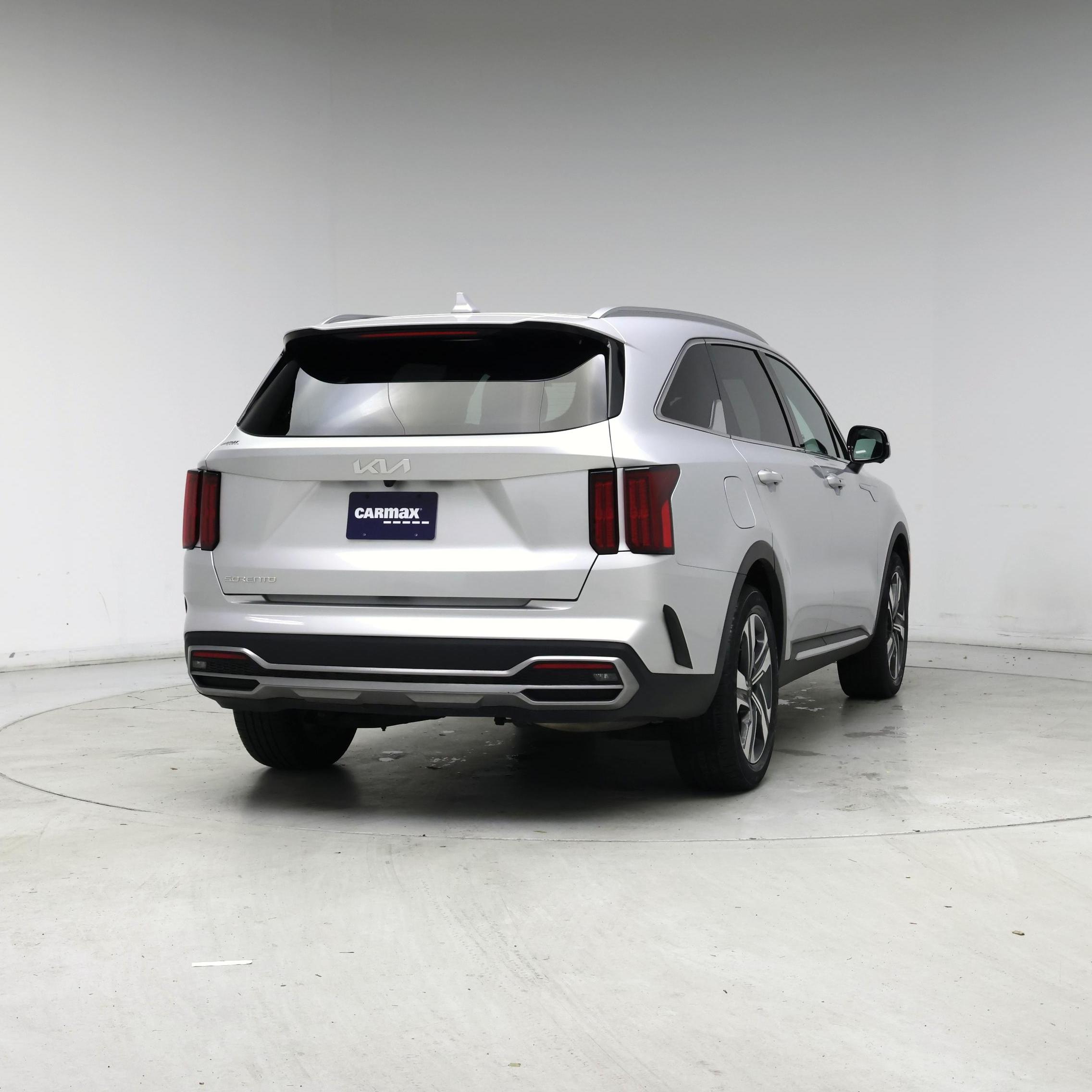 Thumbnail: 2023 Kia Sorento - 8