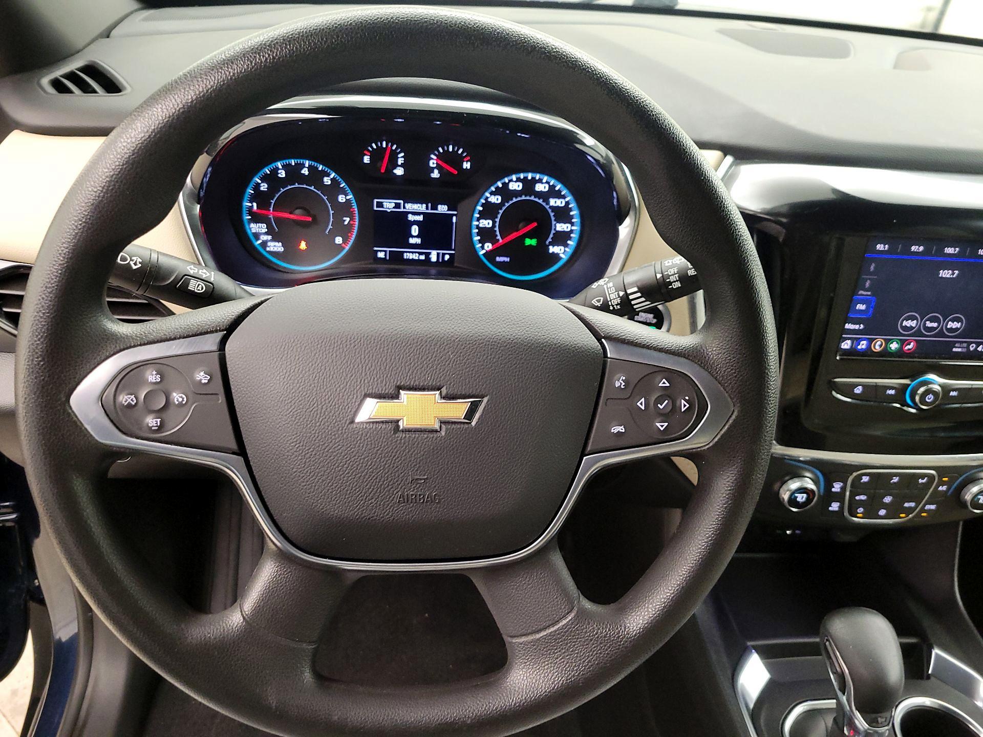 Thumbnail: 2023 Chevrolet Traverse - 10