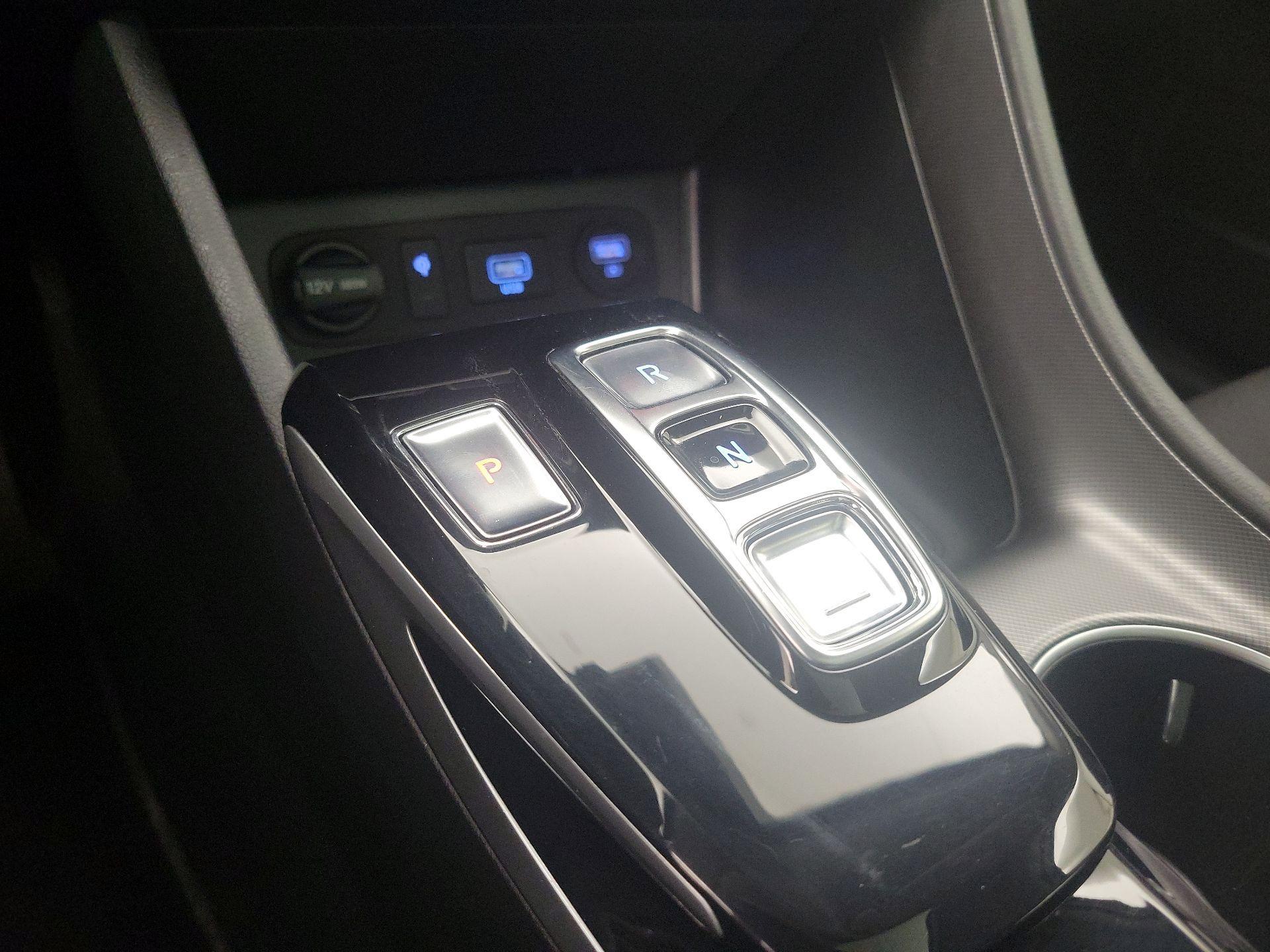 Thumbnail: 2023 Hyundai Sonata - 18