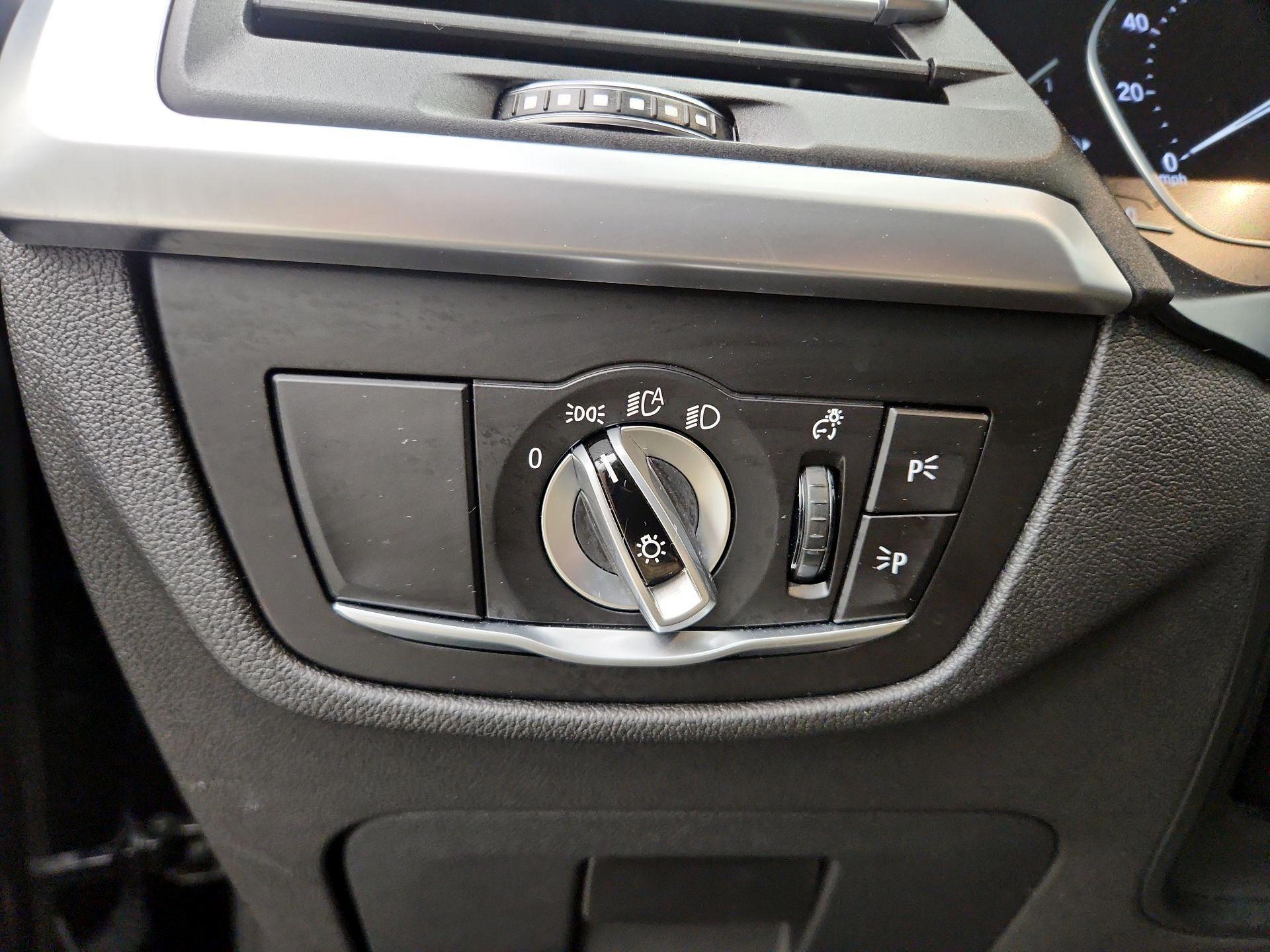 Thumbnail: 2022 BMW X3 - 13