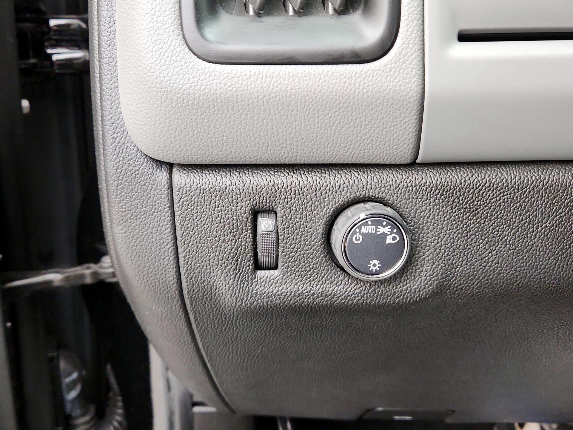 Thumbnail: 2022 Chevrolet Colorado - 13