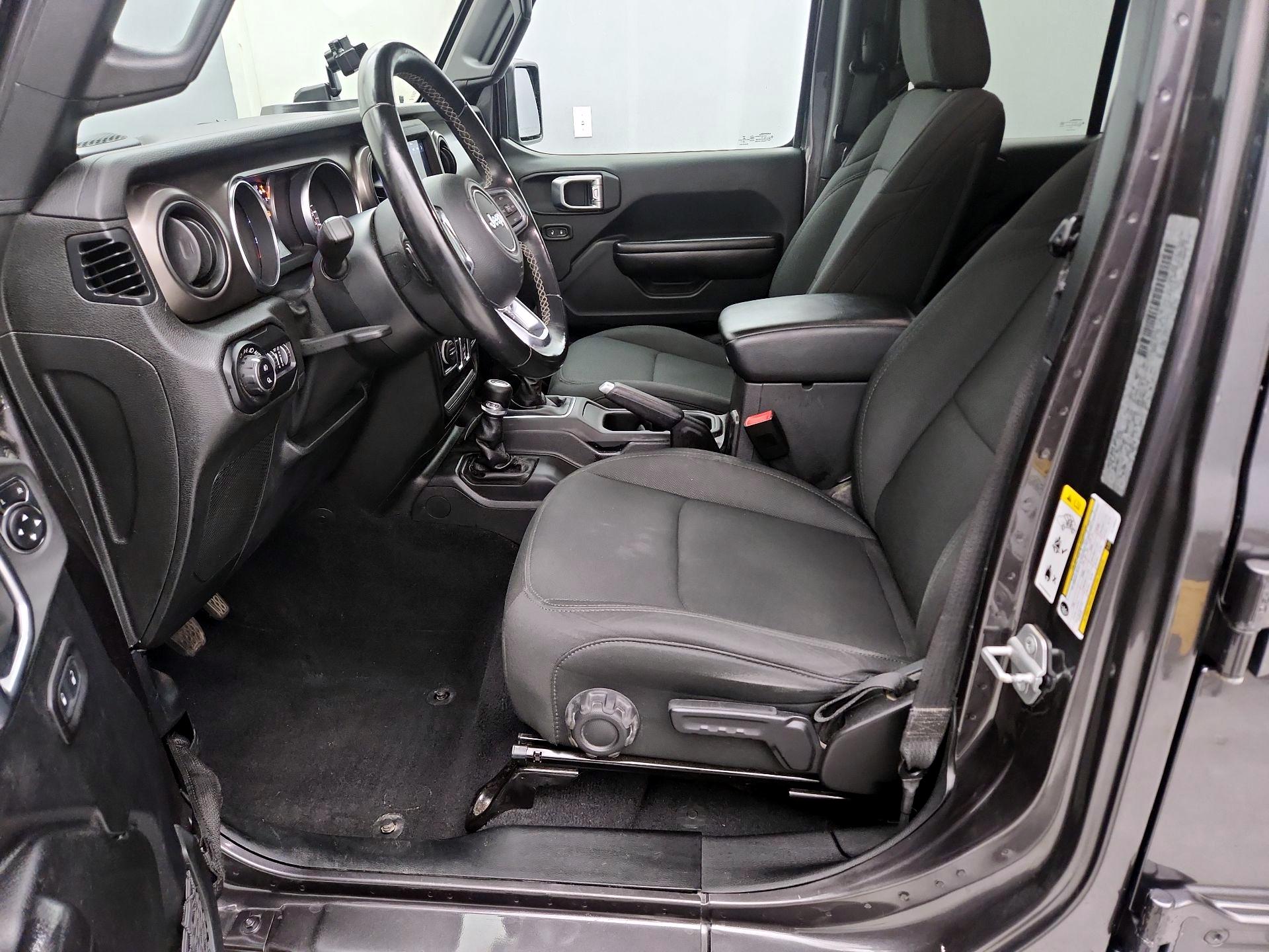 Thumbnail: 2020 Jeep Gladiator - 11