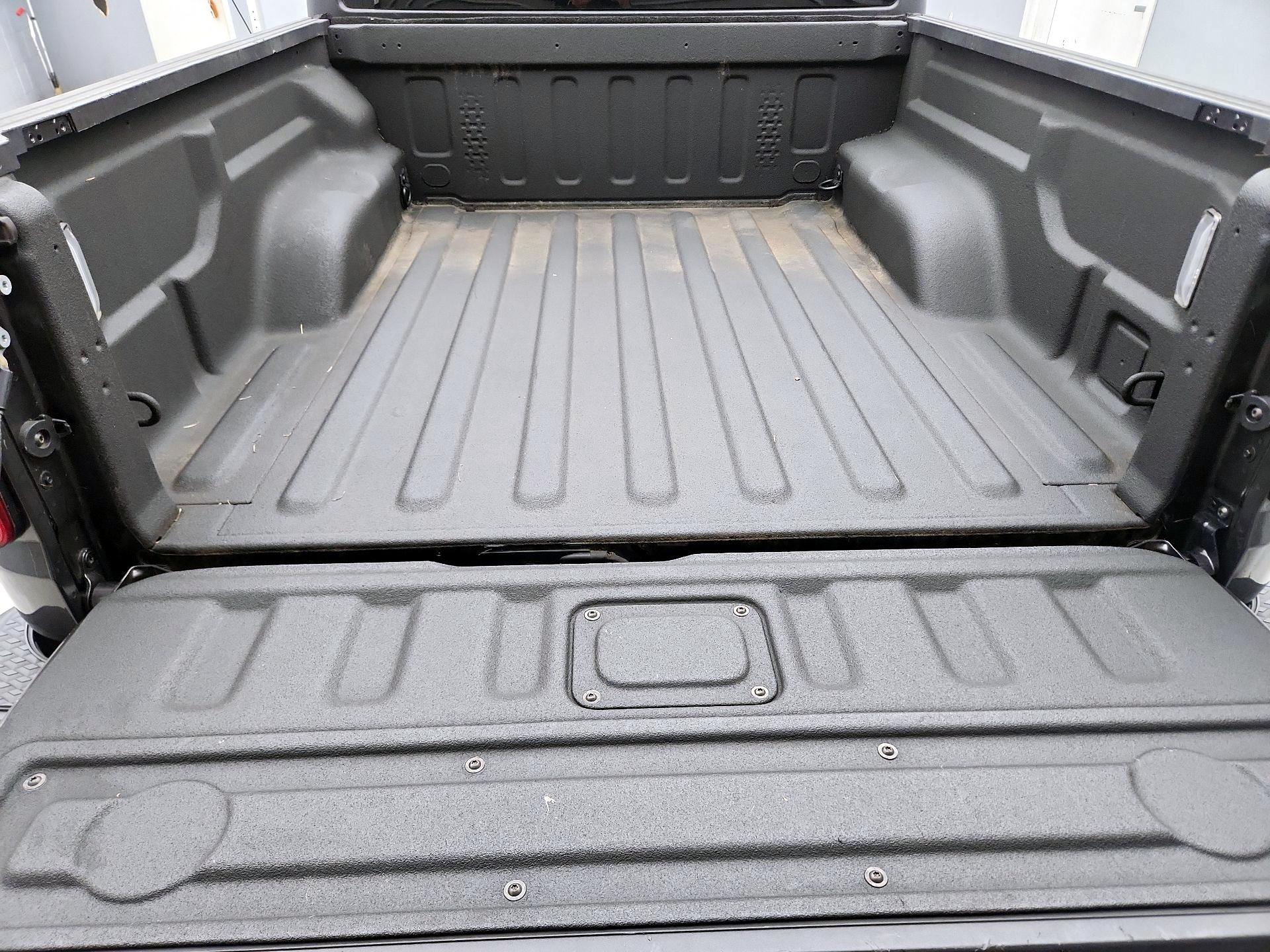 Thumbnail: 2020 Jeep Gladiator - 20