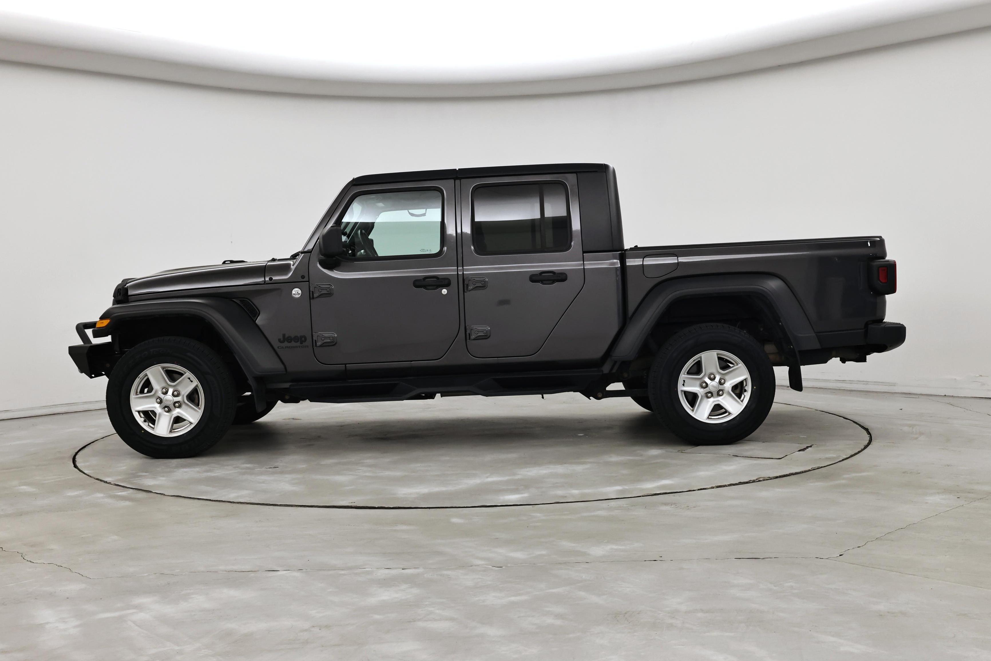 Thumbnail: 2020 Jeep Gladiator - 3