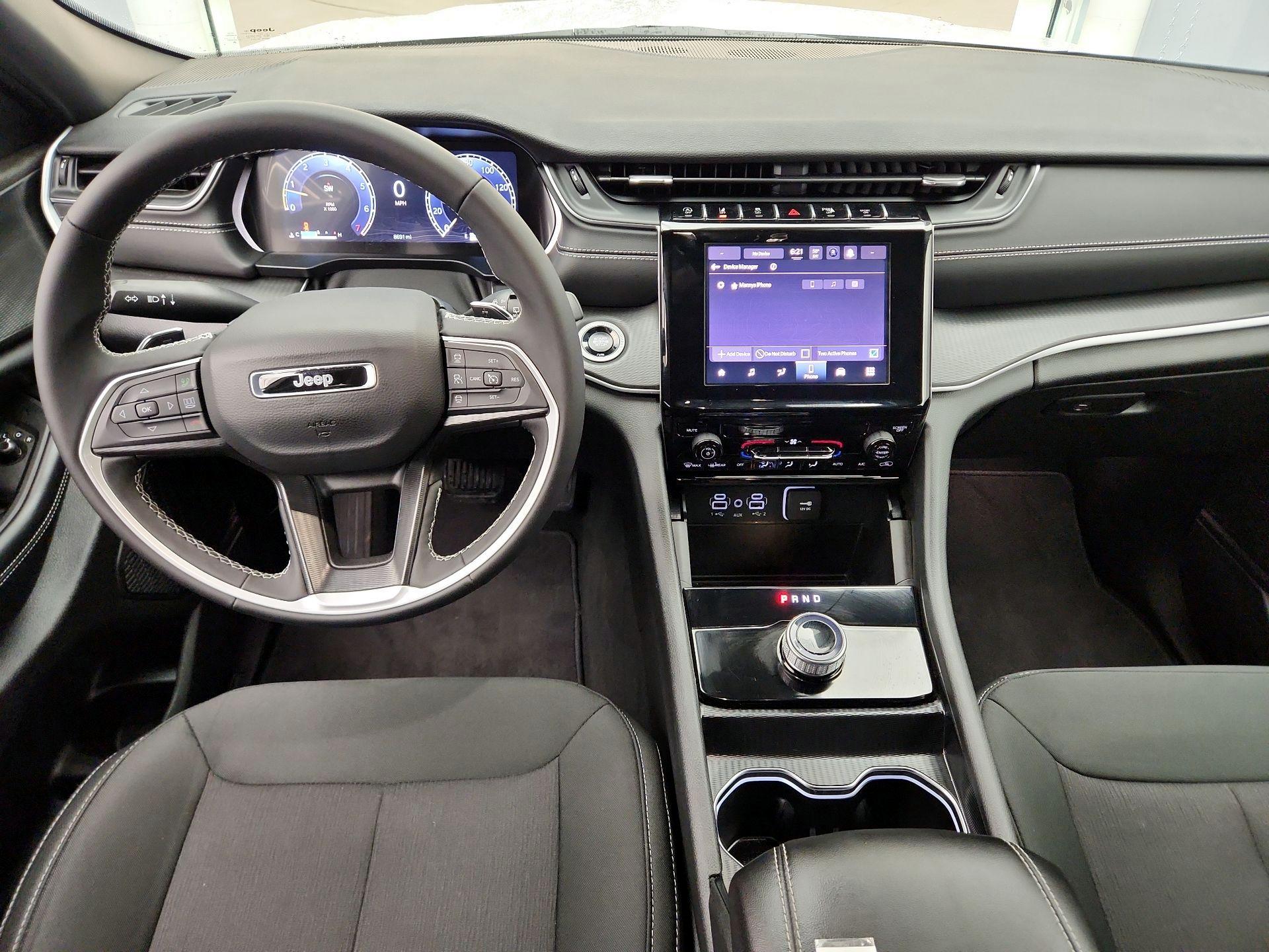 Thumbnail: 2025 Jeep Grand Cherokee - 9