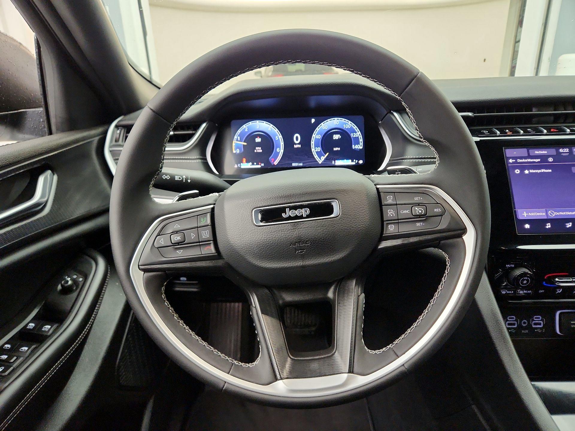 Thumbnail: 2025 Jeep Grand Cherokee - 10