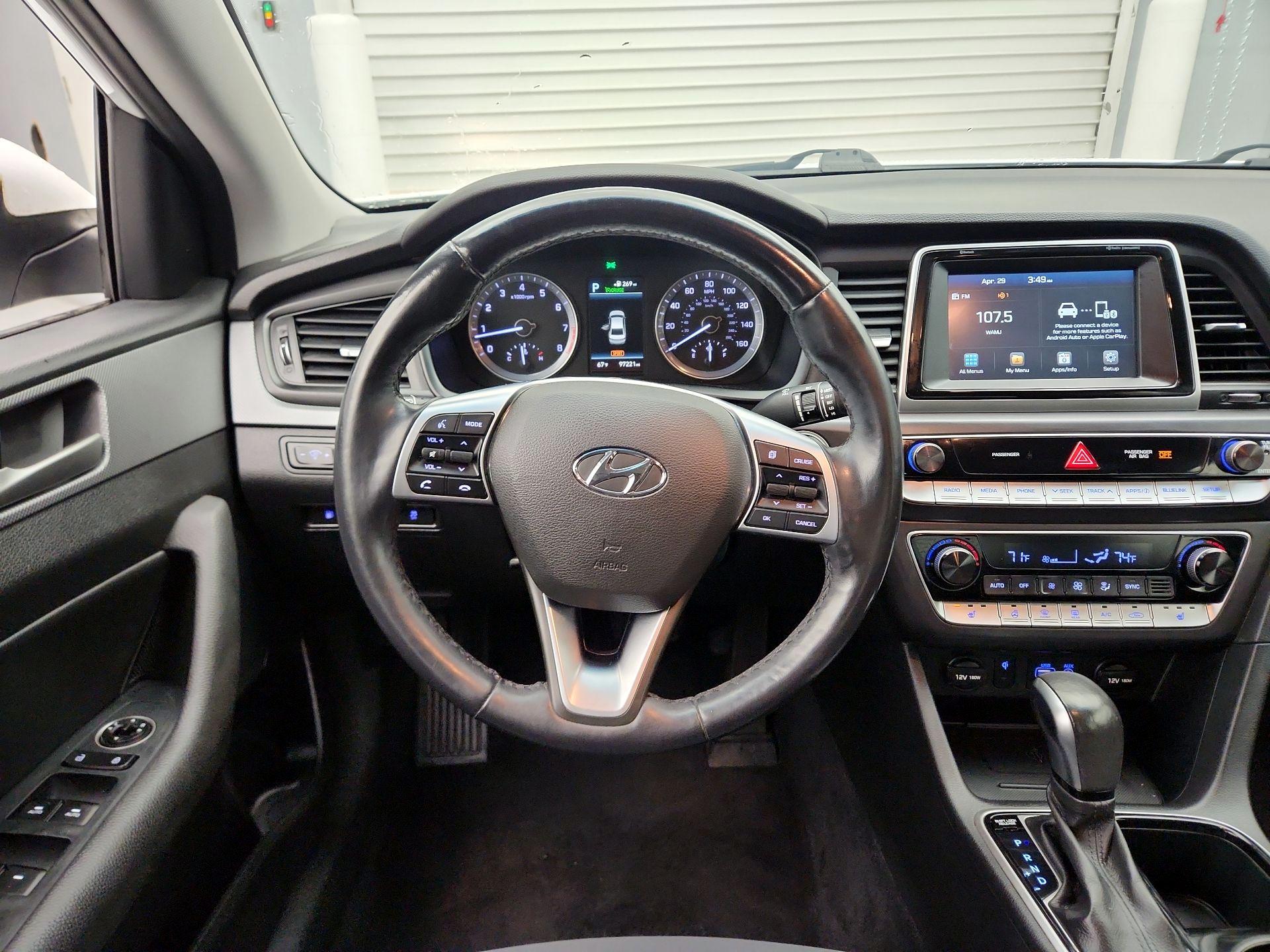 Thumbnail: 2019 Hyundai Sonata - 10