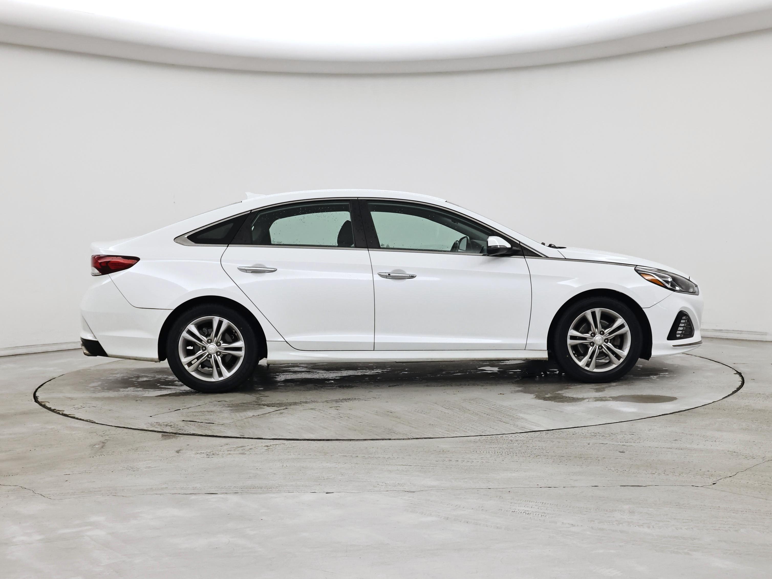 Thumbnail: 2019 Hyundai Sonata - 7