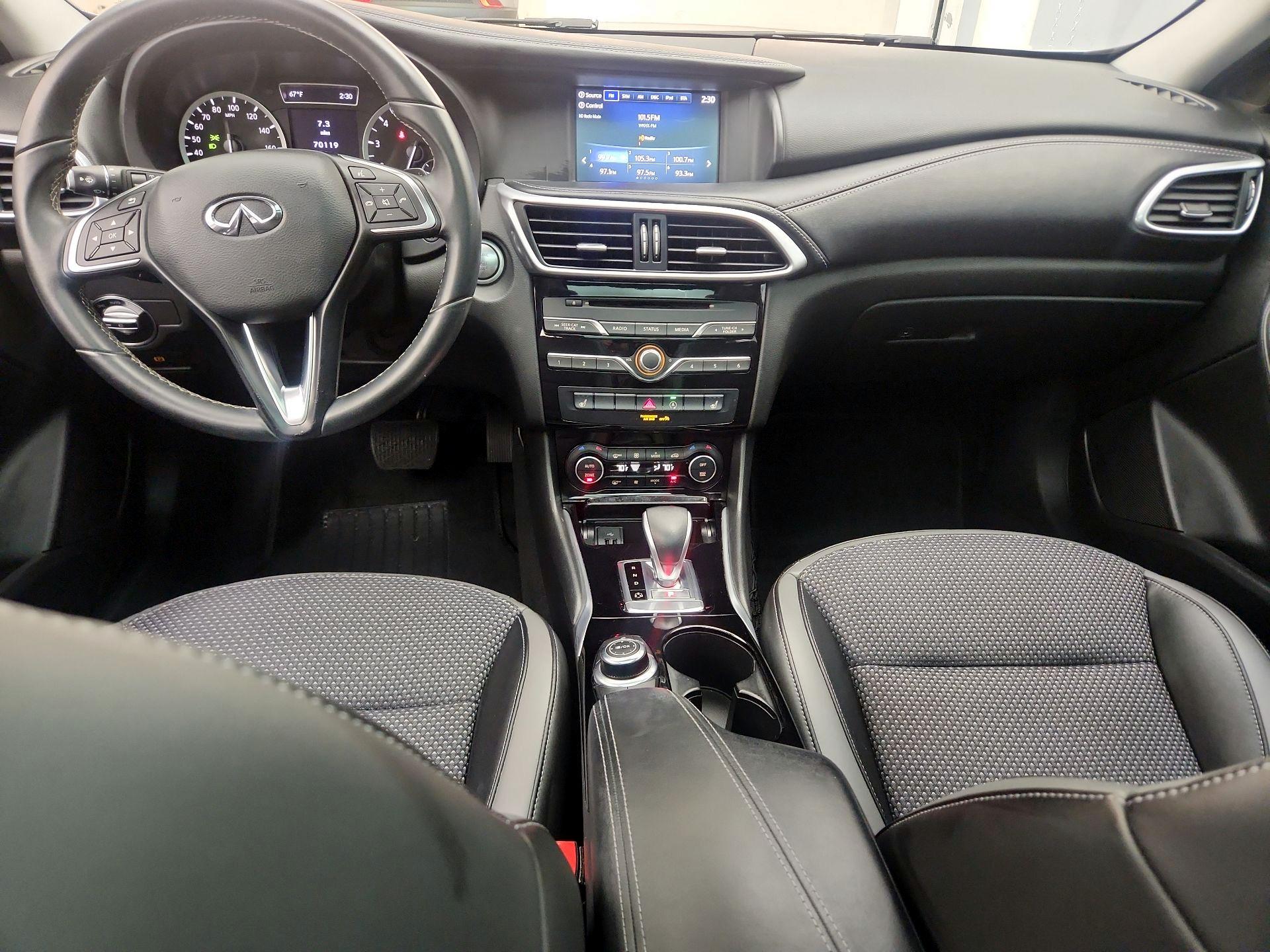 Thumbnail: 2018 INFINITI QX30 - 9