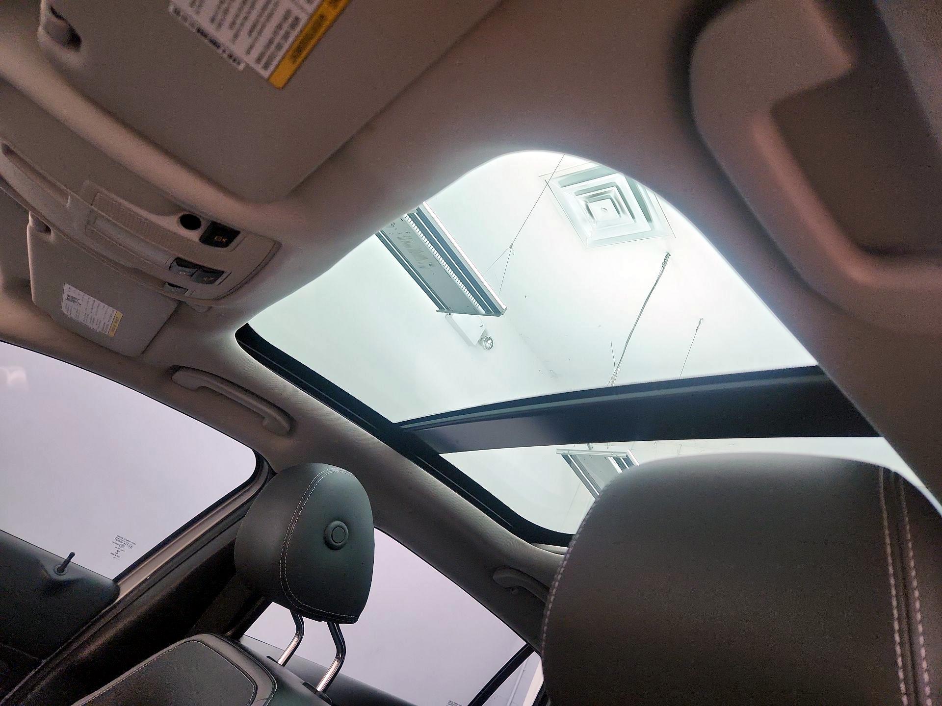 Thumbnail: 2018 INFINITI QX30 - 19