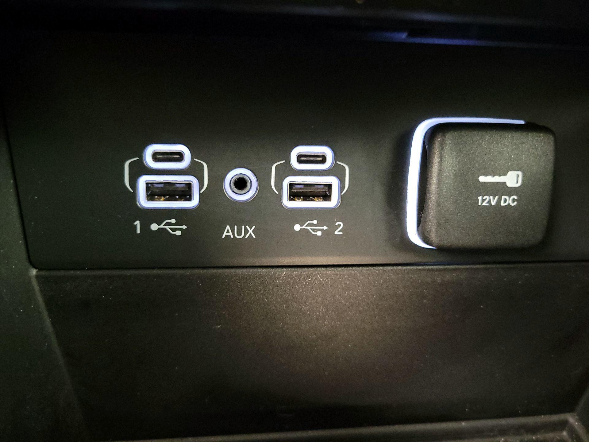 Thumbnail: 2023 Jeep Grand Cherokee - 19