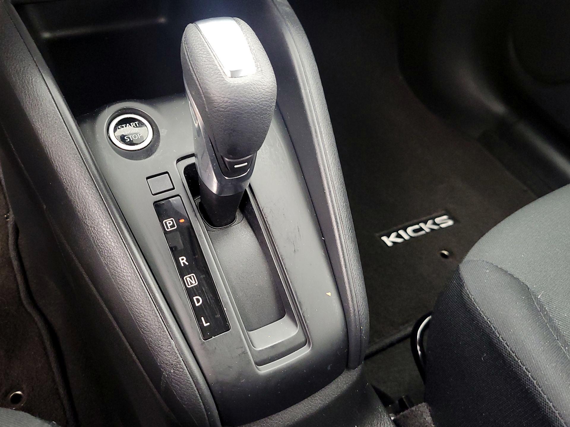 Thumbnail: 2024 Nissan Kicks - 17