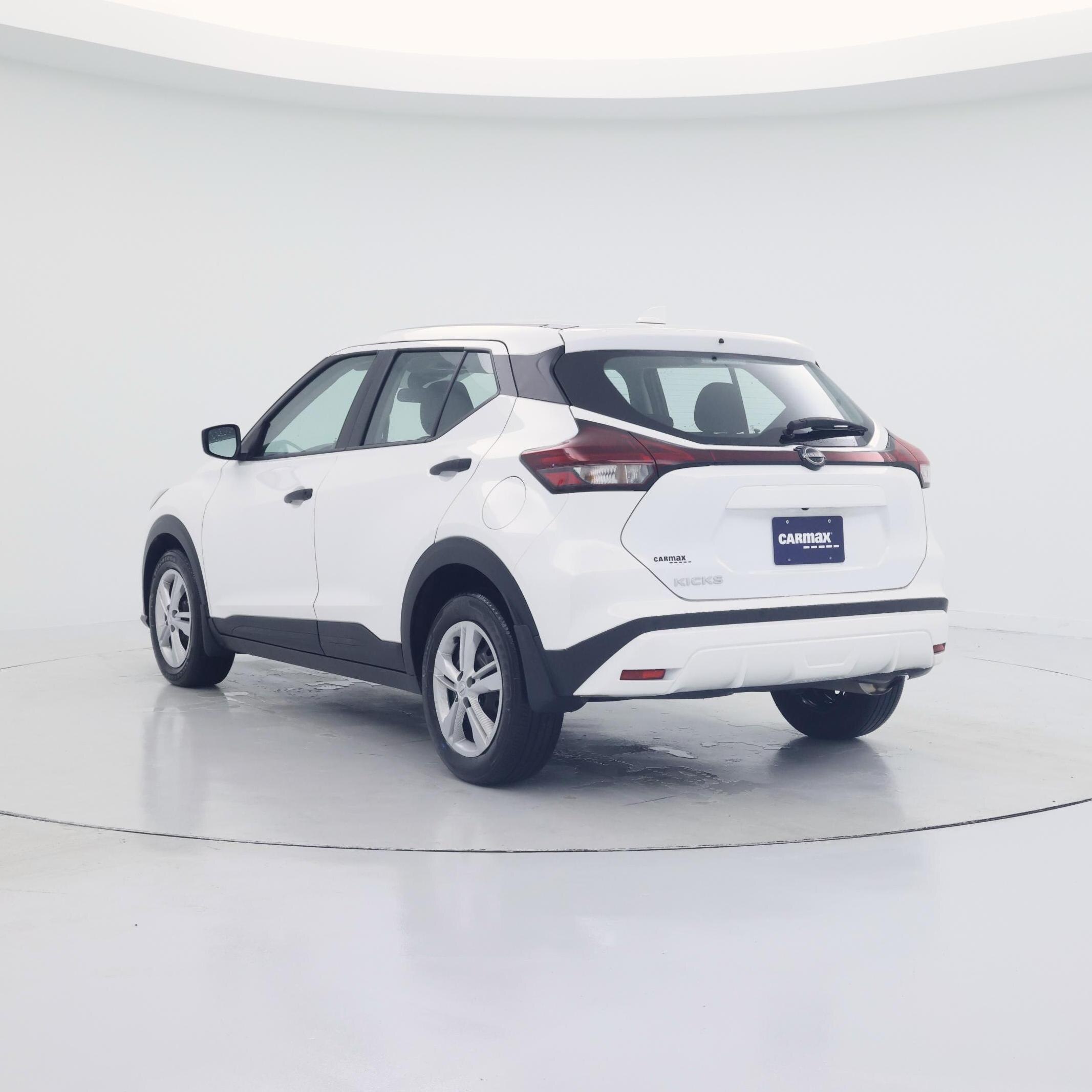 Thumbnail: 2024 Nissan Kicks - 2