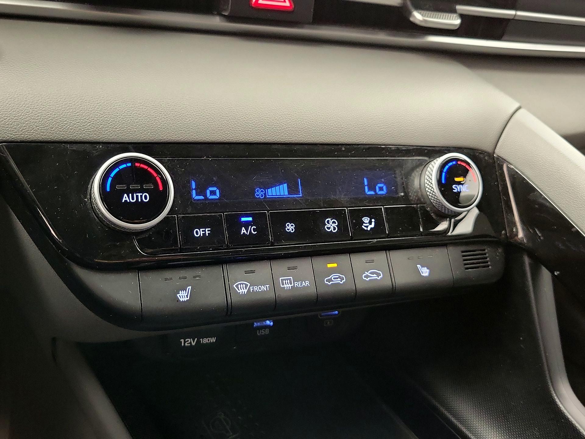 Thumbnail: 2022 Hyundai Elantra - 15