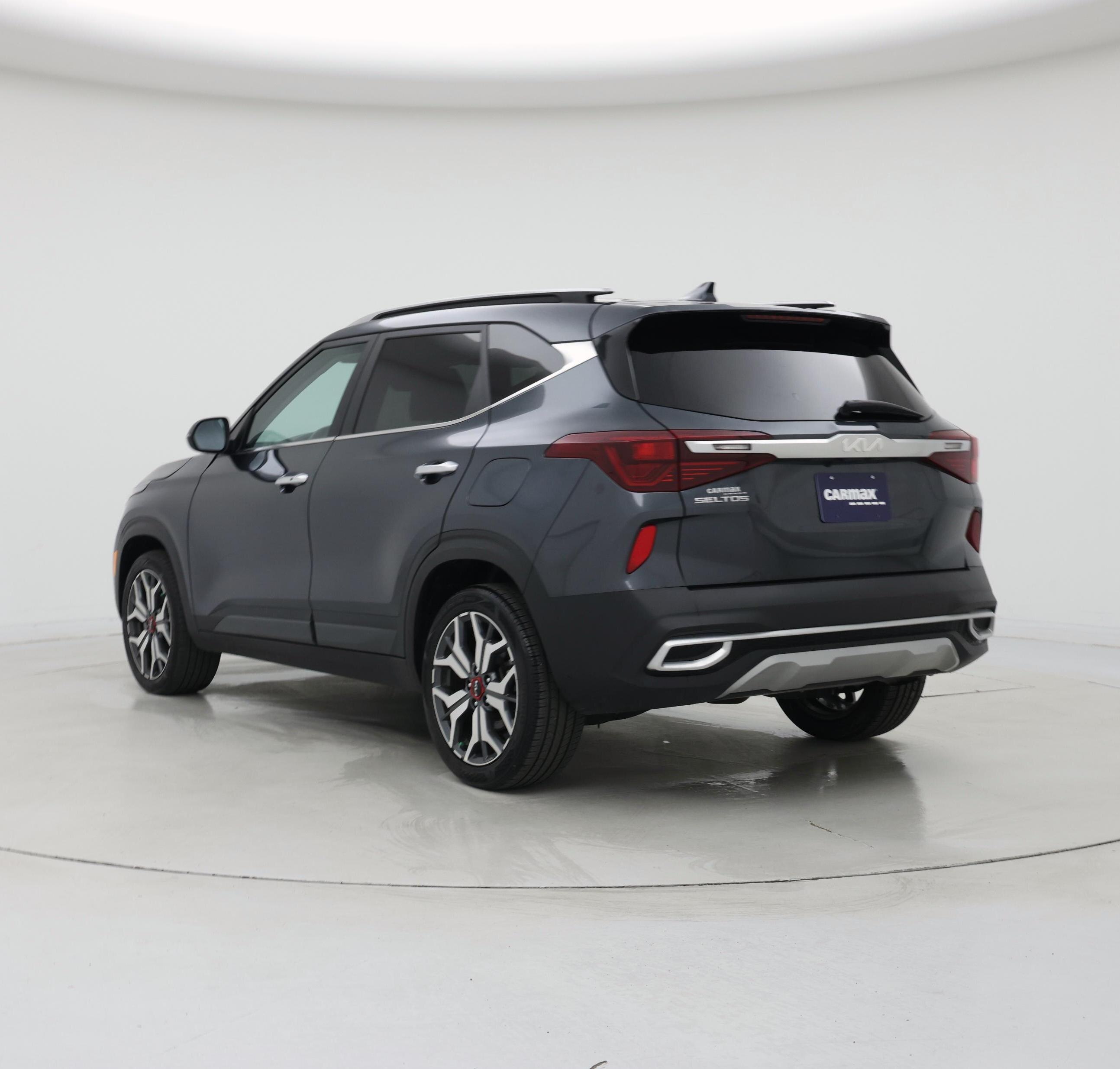 Thumbnail: 2023 Kia Seltos - 2