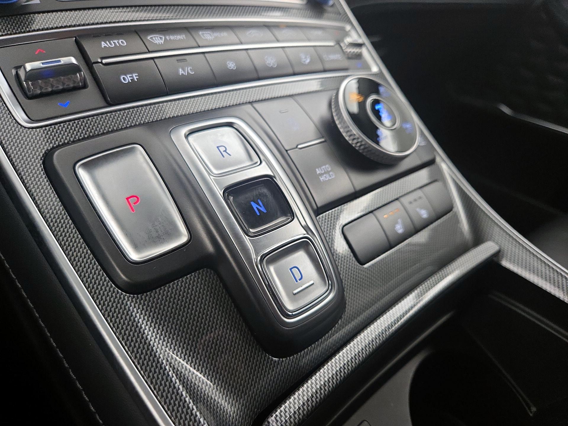 Thumbnail: 2023 Hyundai Santa Fe - 17