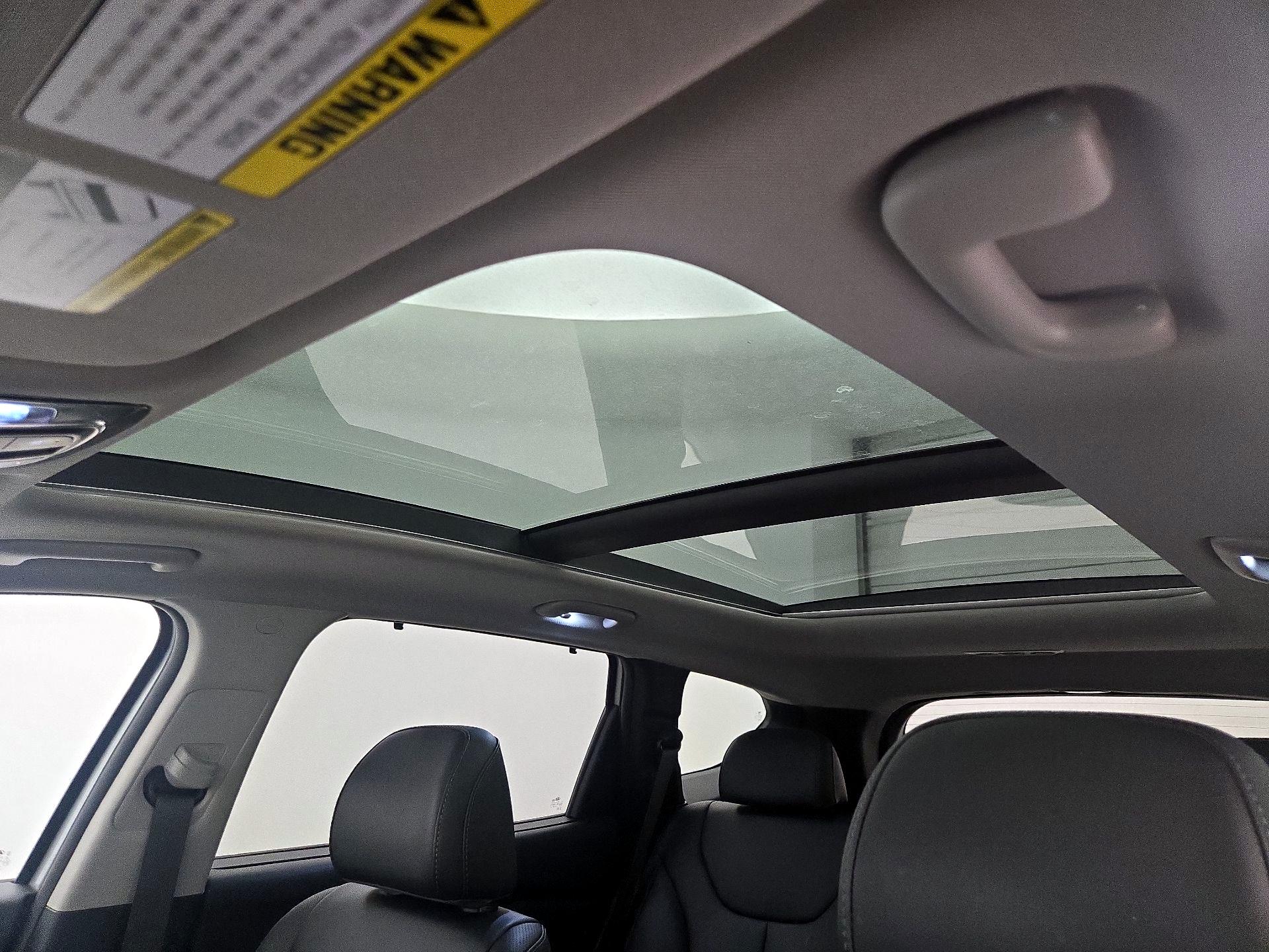 Thumbnail: 2023 Hyundai Santa Fe - 19