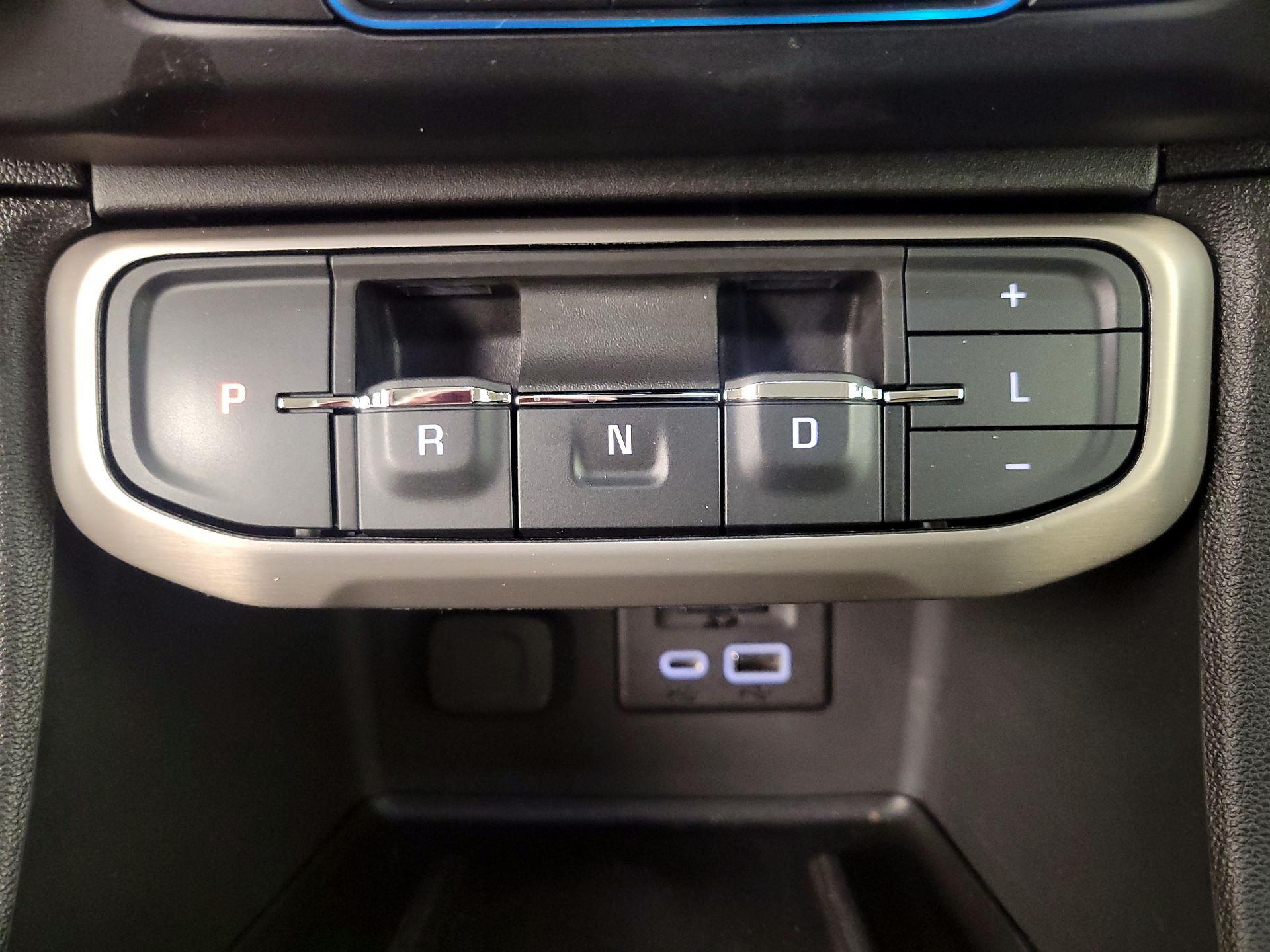 Thumbnail: 2023 GMC Acadia - 18