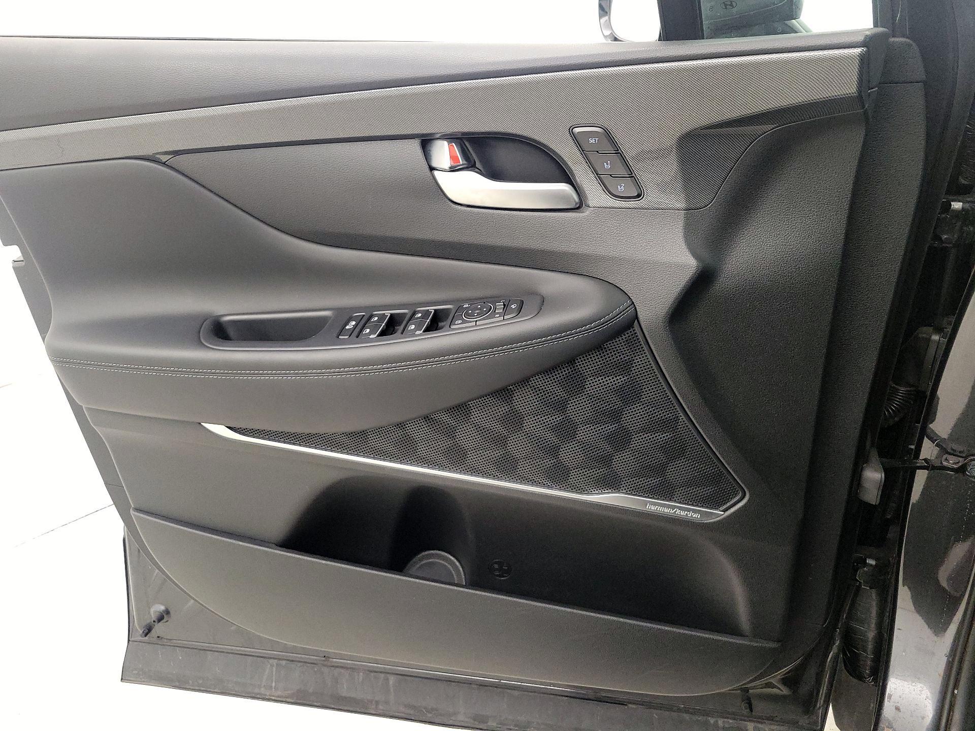 Thumbnail: 2023 Hyundai Santa Fe - 12