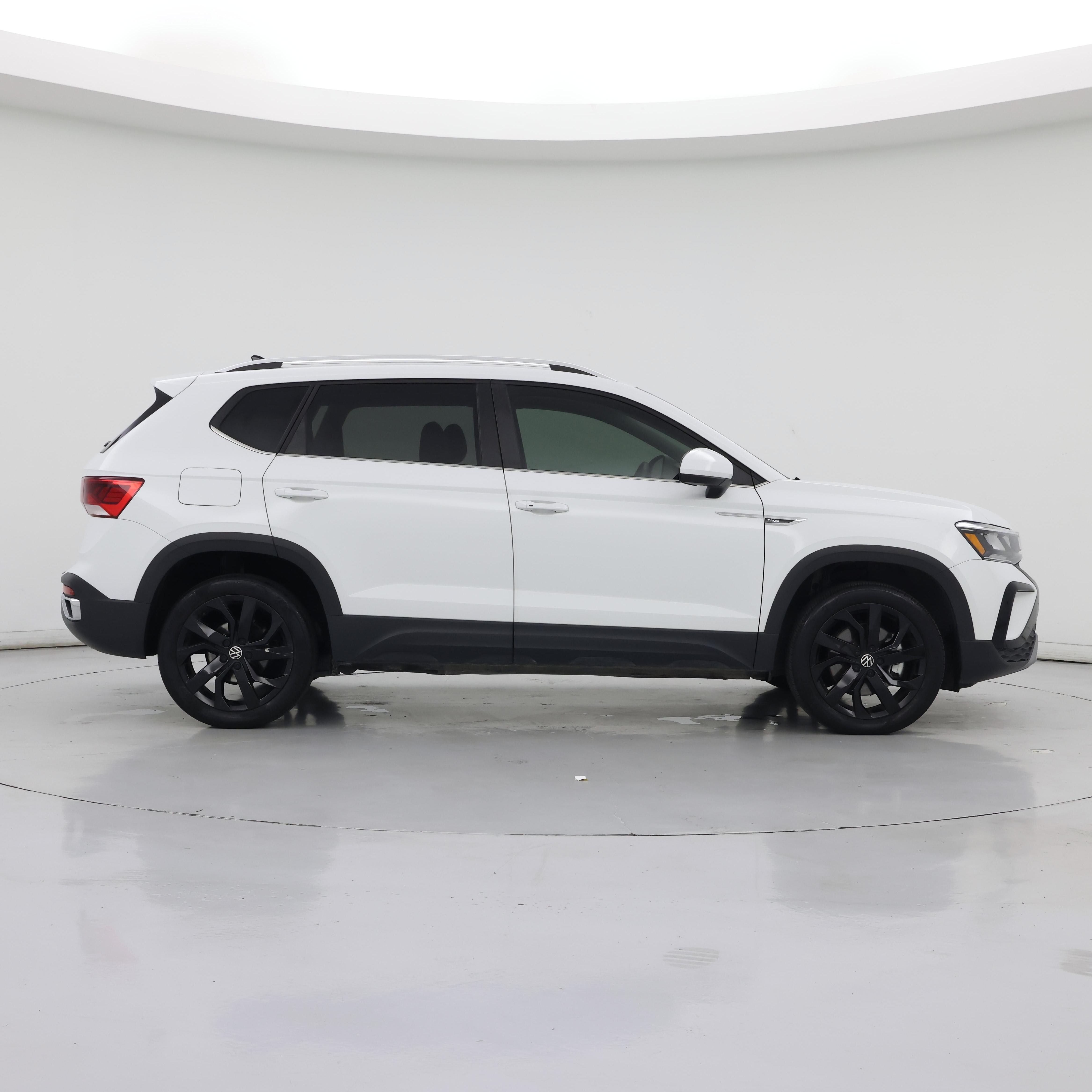 Thumbnail: 2022 Volkswagen Taos - 7