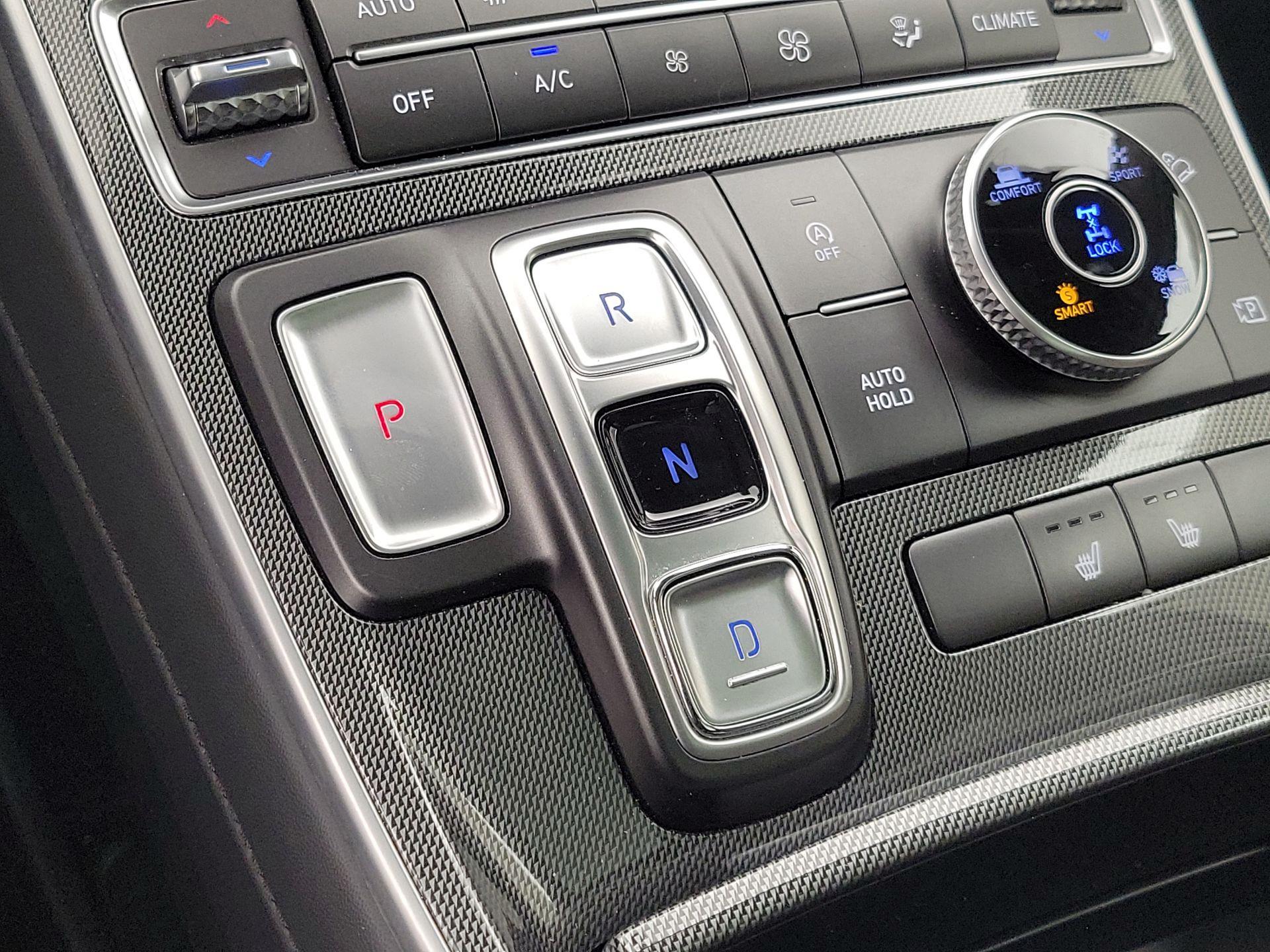 Thumbnail: 2023 Hyundai Santa Fe - 18