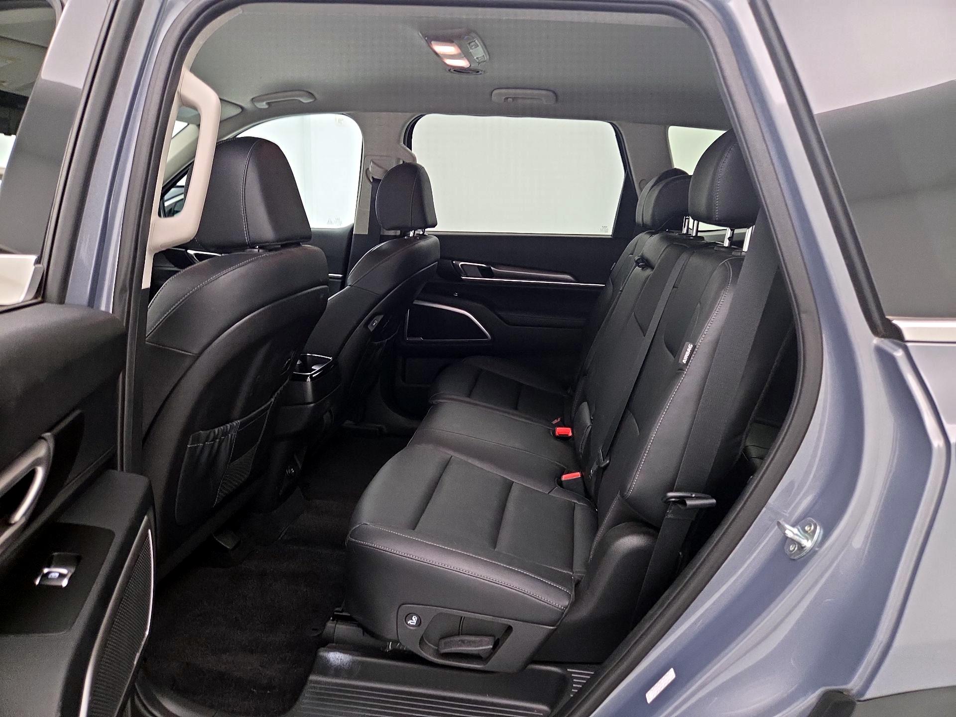 Thumbnail: 2023 Kia Telluride - 20