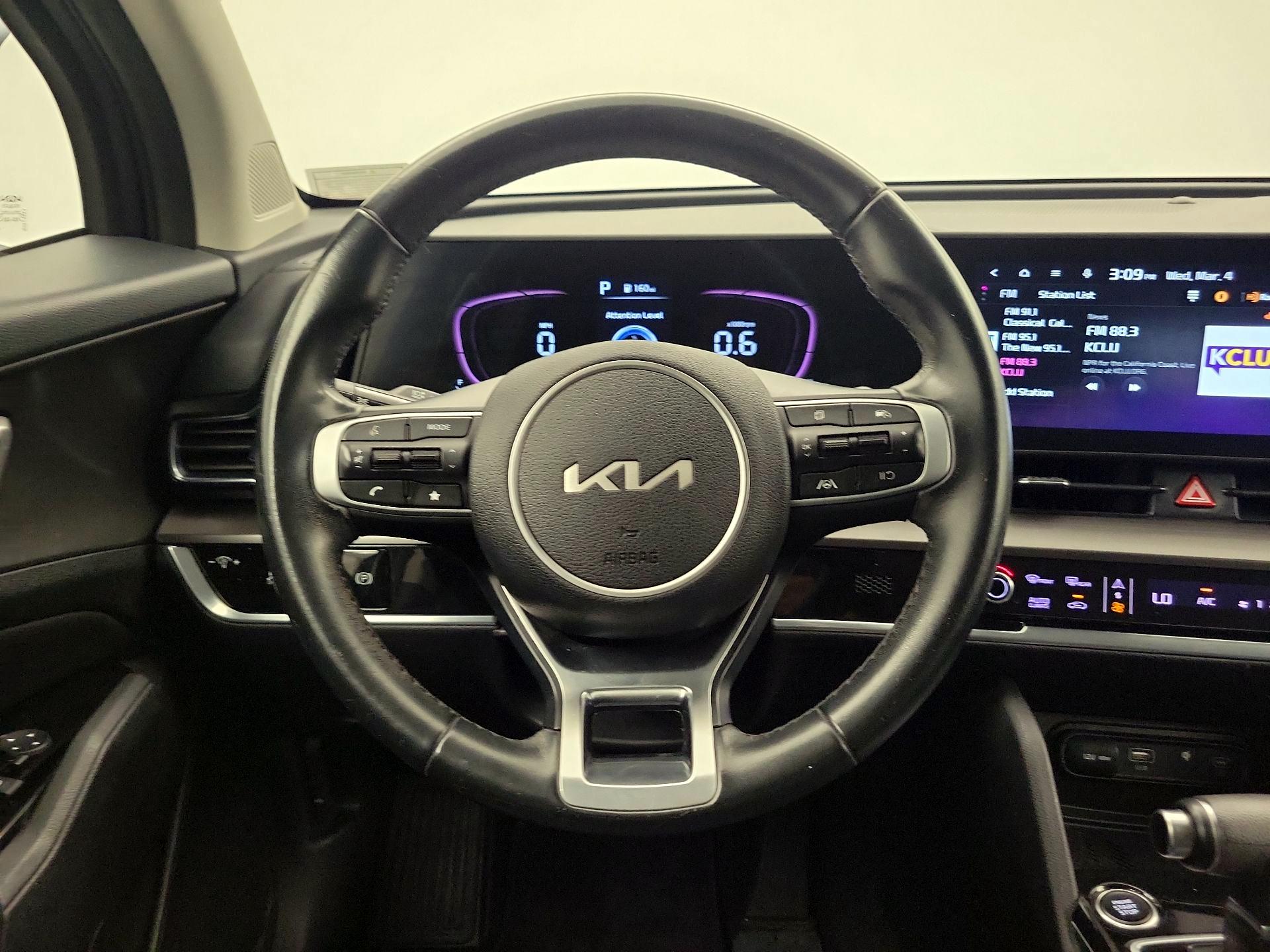 Thumbnail: 2023 Kia Sportage - 10