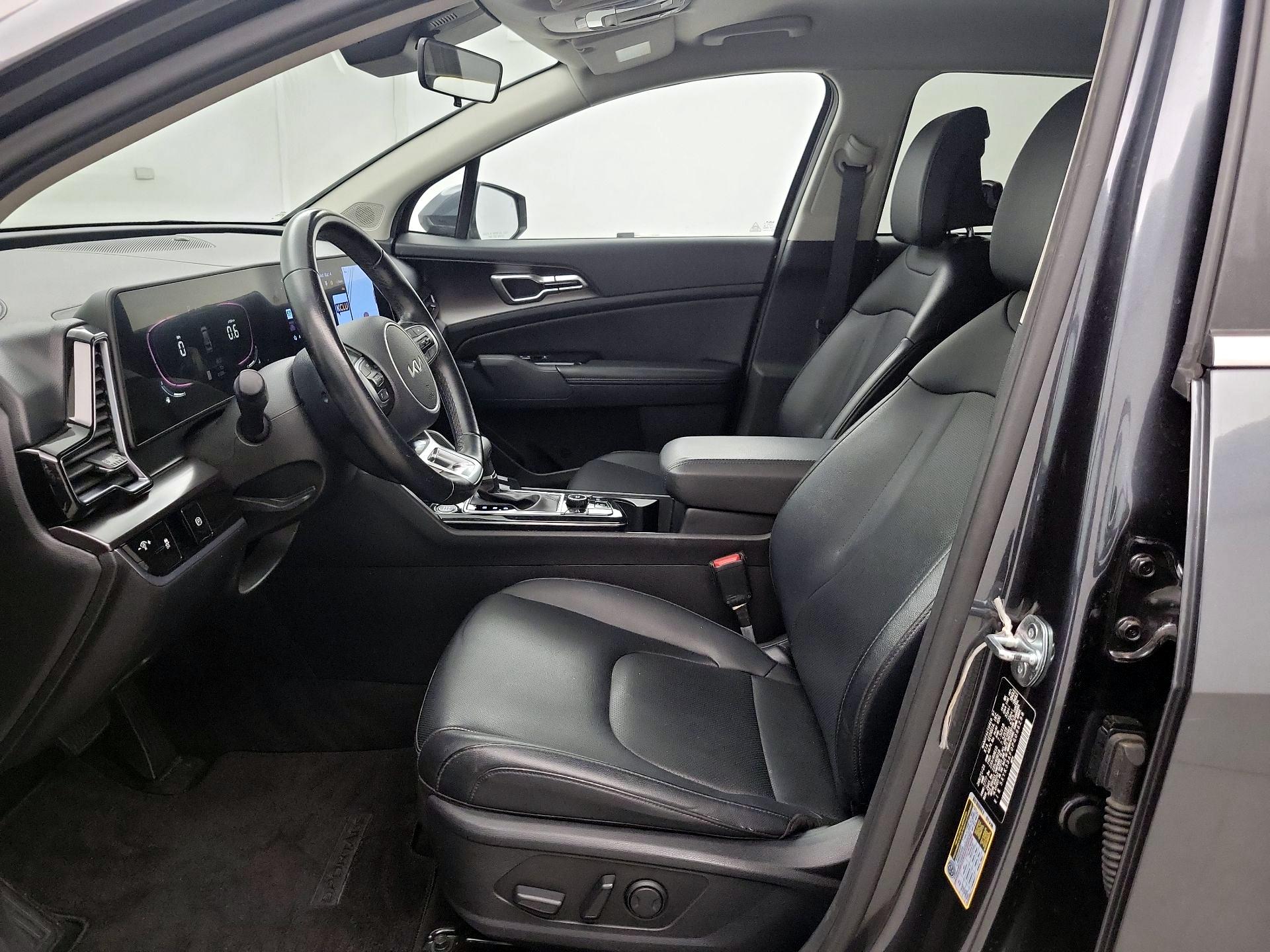 Thumbnail: 2023 Kia Sportage - 11