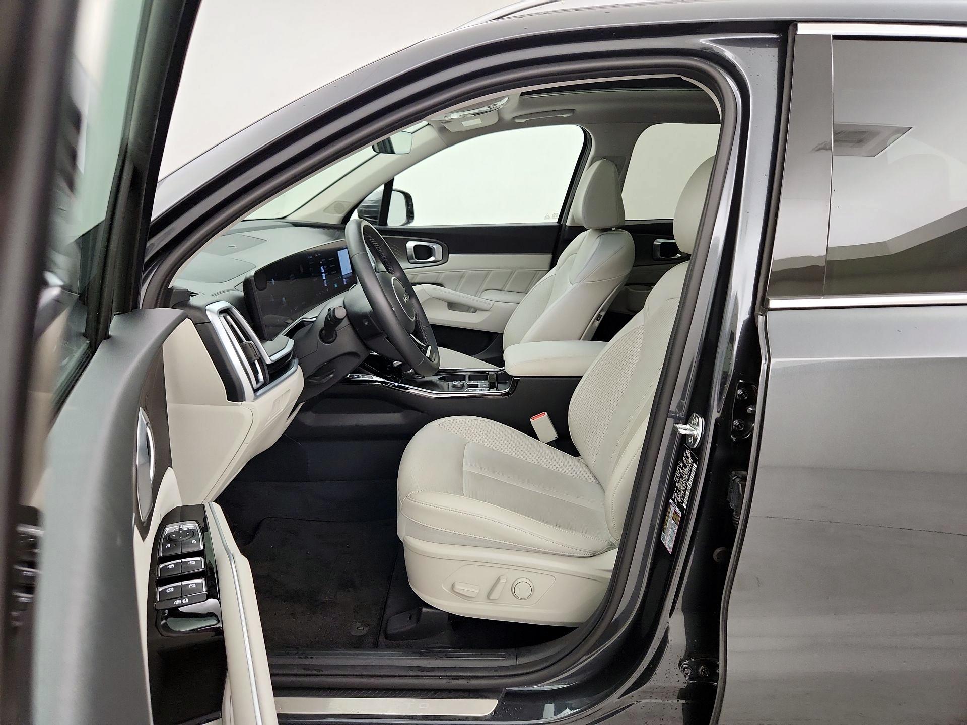 Thumbnail: 2024 Kia Sorento - 11