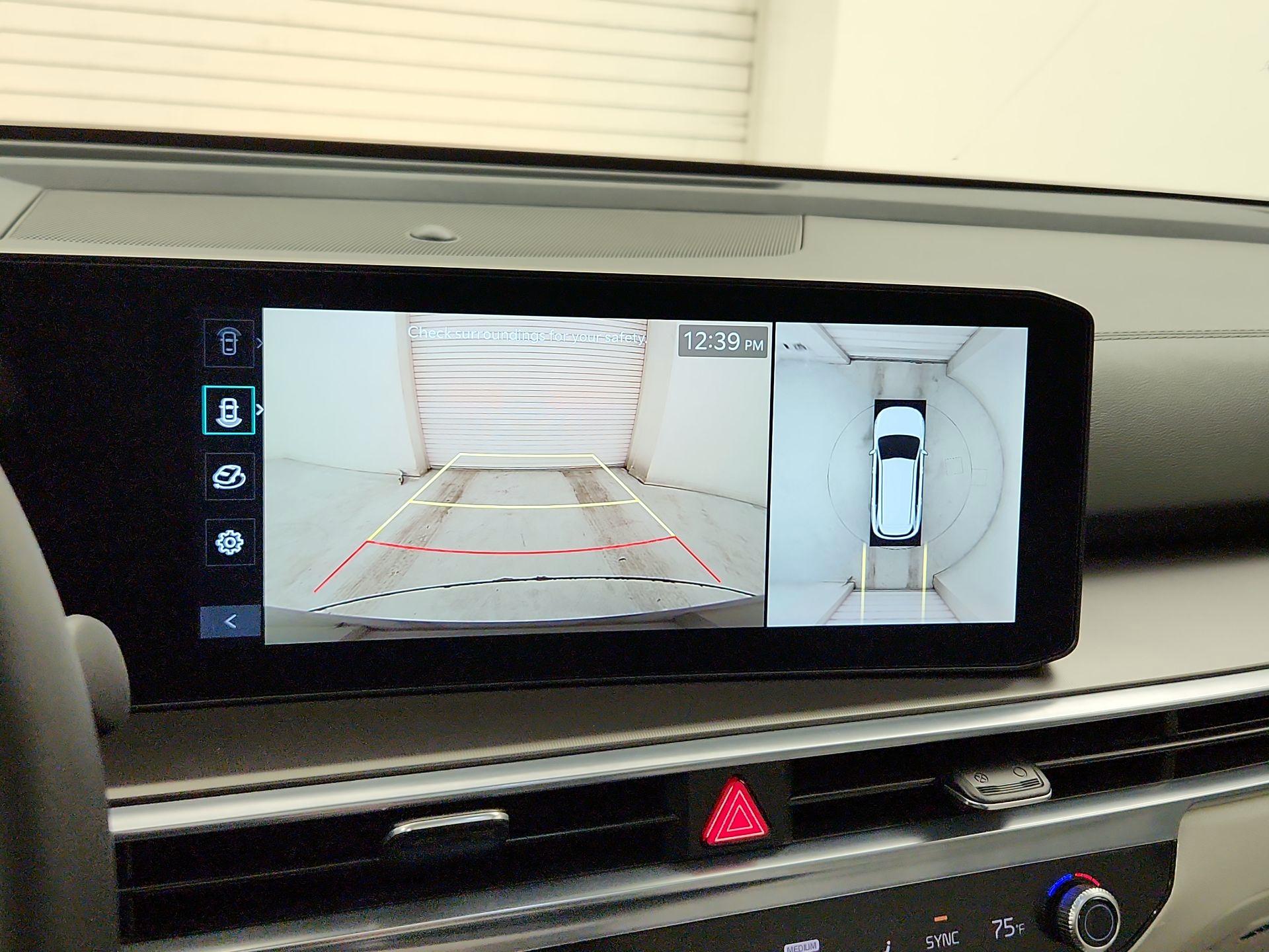 Thumbnail: 2024 Kia Sorento - 15